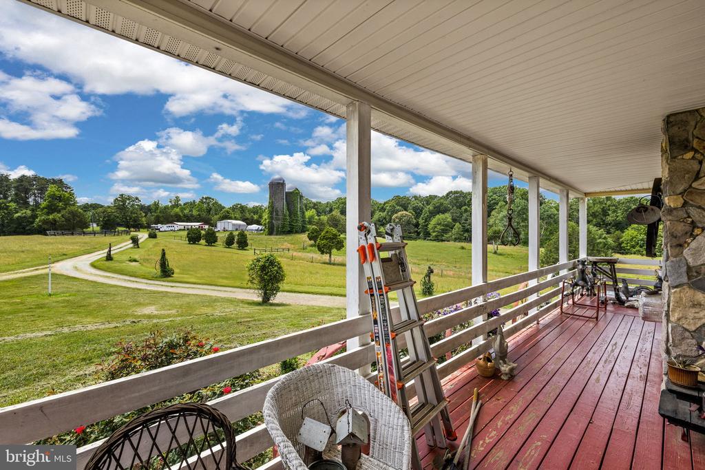 12501 W CATHARPIN RD, SPOTSYLVANIA, Virginia 22551, 4 Bedrooms Bedrooms, ,3 BathroomsBathrooms,Residential,12501 W CATHARPIN RD,VASP2042524 MLS # VASP2042524