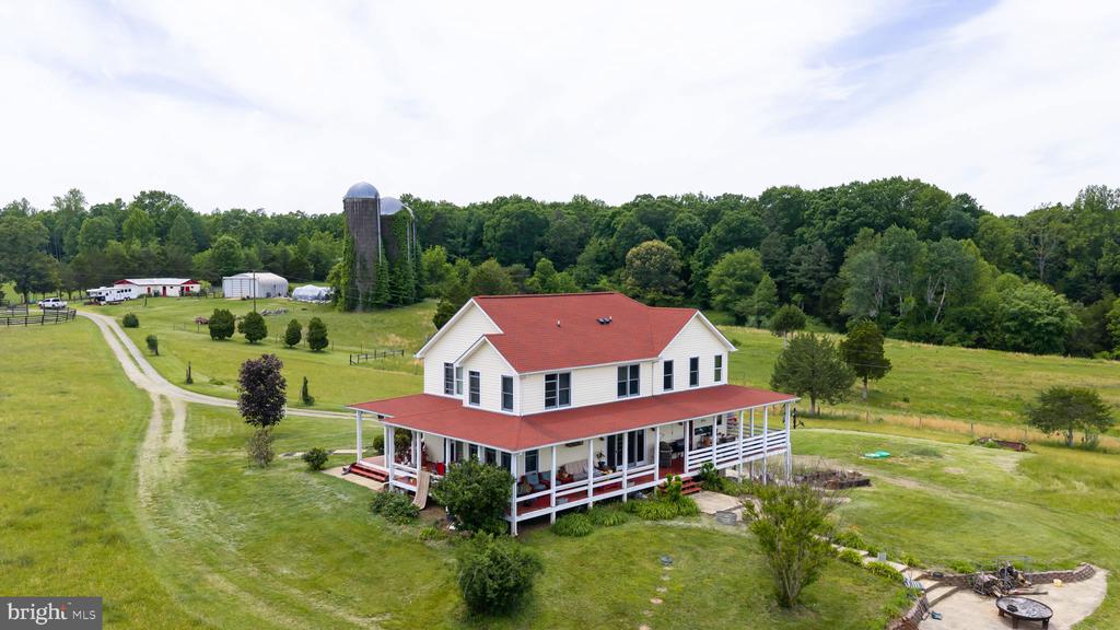 12501 W CATHARPIN RD, SPOTSYLVANIA, Virginia 22551, 4 Bedrooms Bedrooms, ,3 BathroomsBathrooms,Residential,12501 W CATHARPIN RD,VASP2042524 MLS # VASP2042524