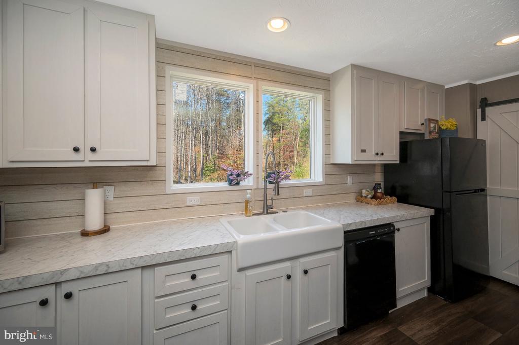 5120 BURR RD, RHOADESVILLE, Virginia 22542, 3 Bedrooms Bedrooms, ,2 BathroomsBathrooms,Residential,5120 BURR RD,VAOR2014344 MLS # VAOR2014344