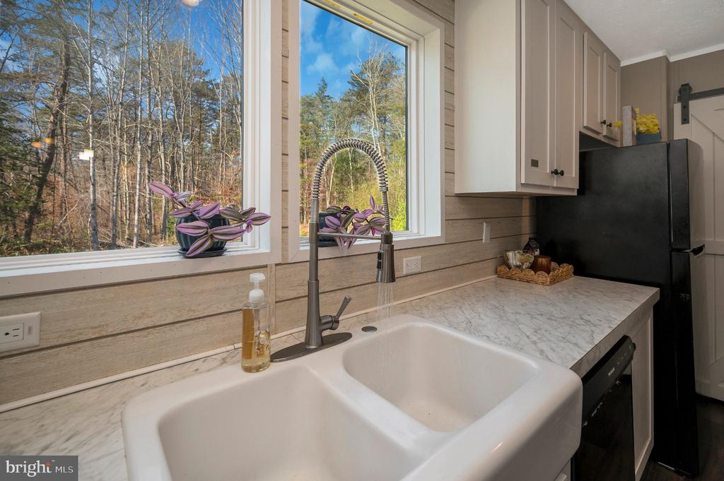 5120 BURR RD, RHOADESVILLE, Virginia 22542, 3 Bedrooms Bedrooms, ,2 BathroomsBathrooms,Residential,5120 BURR RD,VAOR2014344 MLS # VAOR2014344