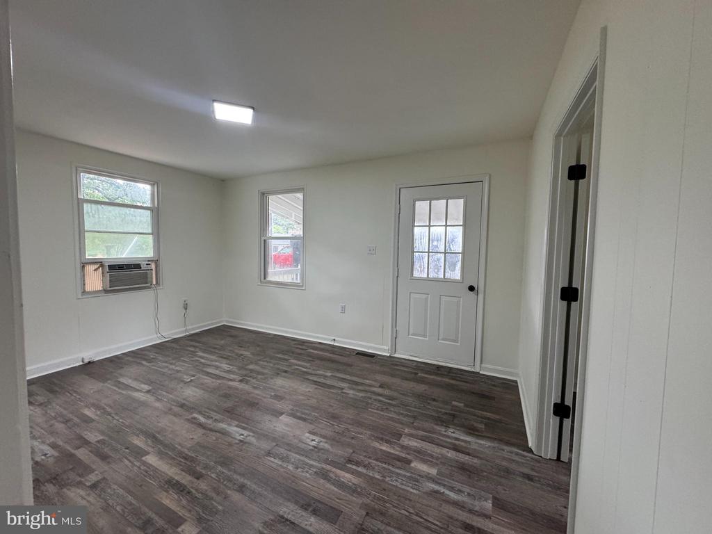 9015 LEGATO LN, SPOTSYLVANIA, Virginia 22551, 2 Bedrooms Bedrooms, ,1 BathroomBathrooms,Residential,9015 LEGATO LN,VASP2042548 MLS # VASP2042548