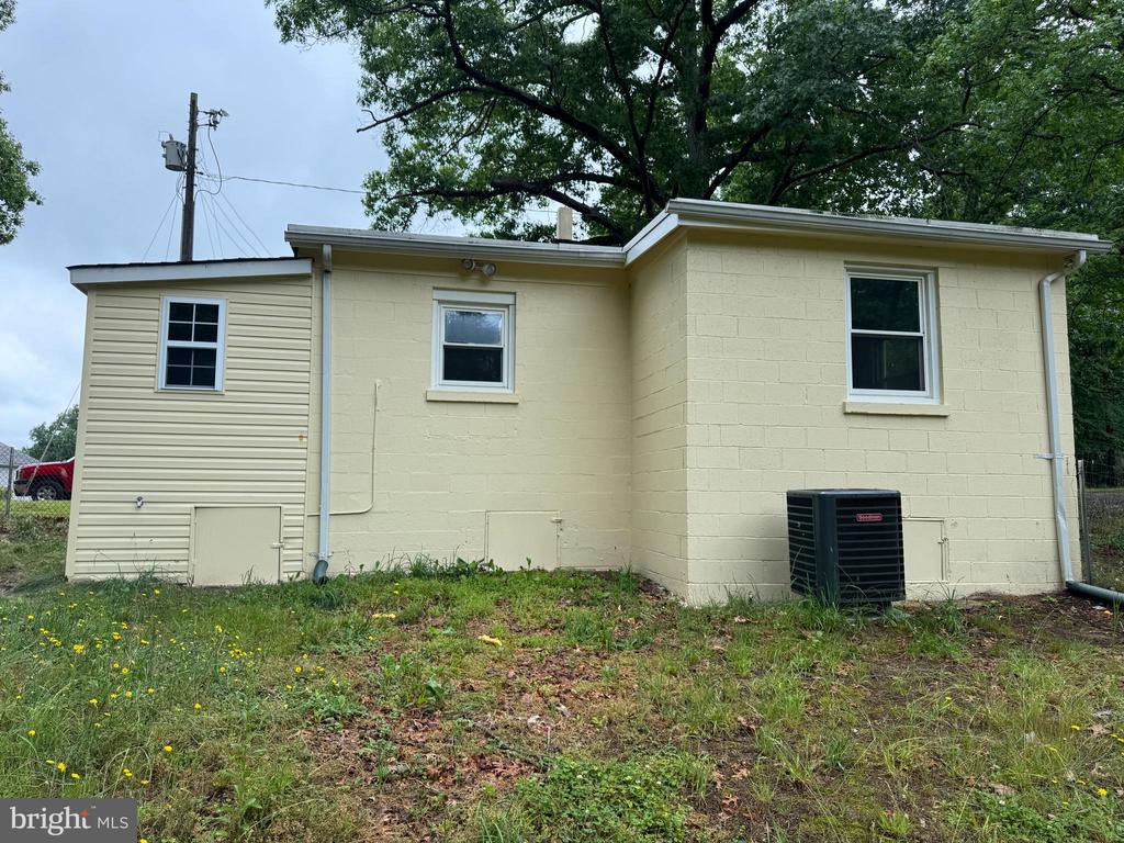 9015 LEGATO LN, SPOTSYLVANIA, Virginia 22551, 2 Bedrooms Bedrooms, ,1 BathroomBathrooms,Residential,9015 LEGATO LN,VASP2042548 MLS # VASP2042548