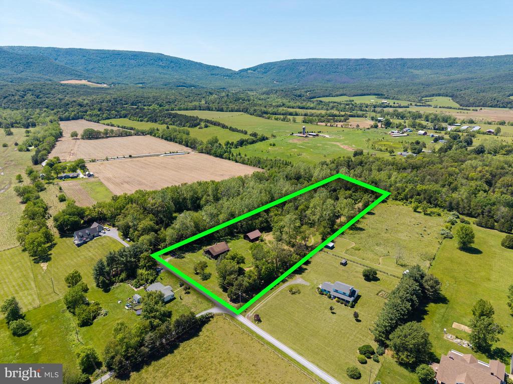 214 MIMOSA LN, LURAY, Virginia 22835, 3 Bedrooms Bedrooms, ,1 BathroomBathrooms,Residential,214 MIMOSA LN,VAPA2006514 MLS # VAPA2006514