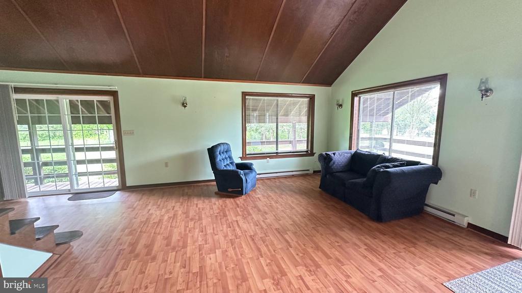 214 MIMOSA LN, LURAY, Virginia 22835, 3 Bedrooms Bedrooms, ,1 BathroomBathrooms,Residential,214 MIMOSA LN,VAPA2006514 MLS # VAPA2006514
