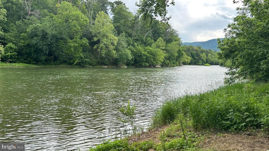 214 MIMOSA LN, LURAY, Virginia 22835, 3 Bedrooms Bedrooms, ,1 BathroomBathrooms,Residential,214 MIMOSA LN,VAPA2006514 MLS # VAPA2006514