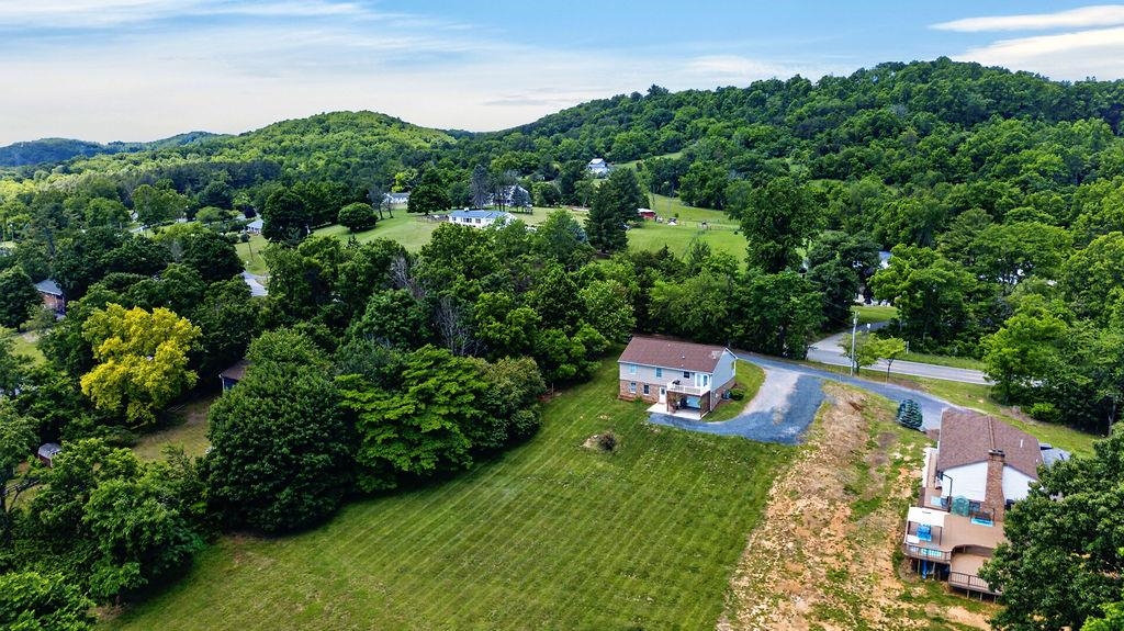21 CHEYENNE LN, STAUNTON, Virginia 24401, 3 Bedrooms Bedrooms, ,3 BathroomsBathrooms,Residential,21 CHEYENNE LN,677937 MLS # 677937