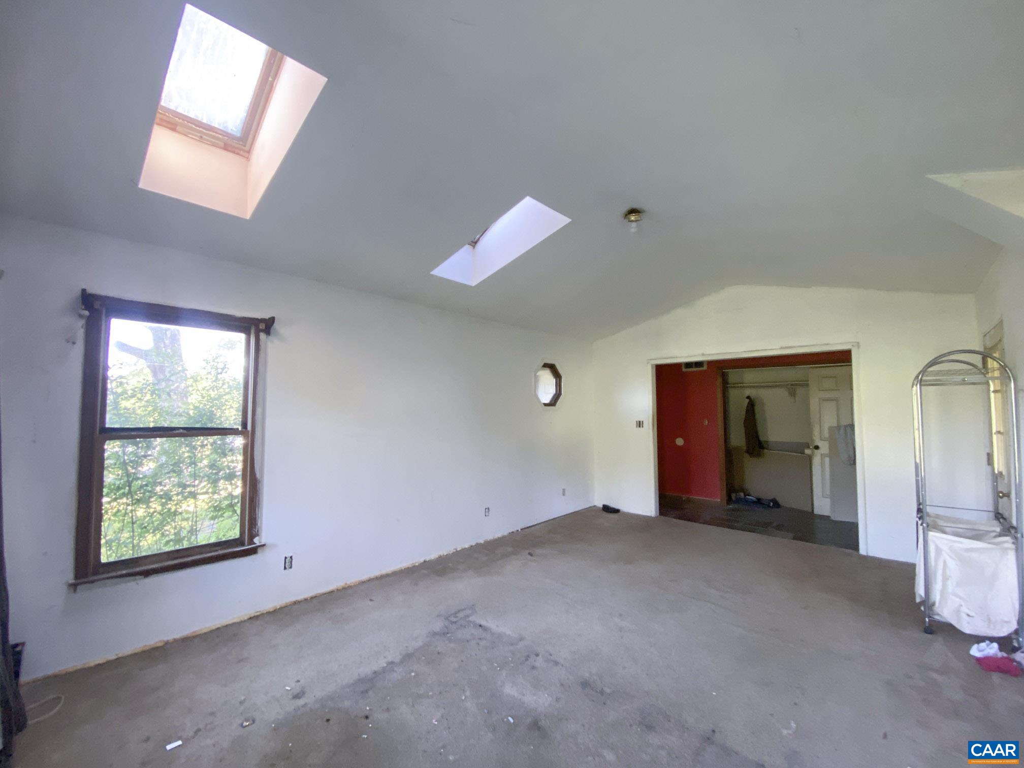 3984 PRESIDENTS RD, SCOTTSVILLE, Virginia 24590, 3 Bedrooms Bedrooms, ,2 BathroomsBathrooms,Residential,Albemarle Homestead Opportunity!,3984 PRESIDENTS RD,677941 MLS # 677941