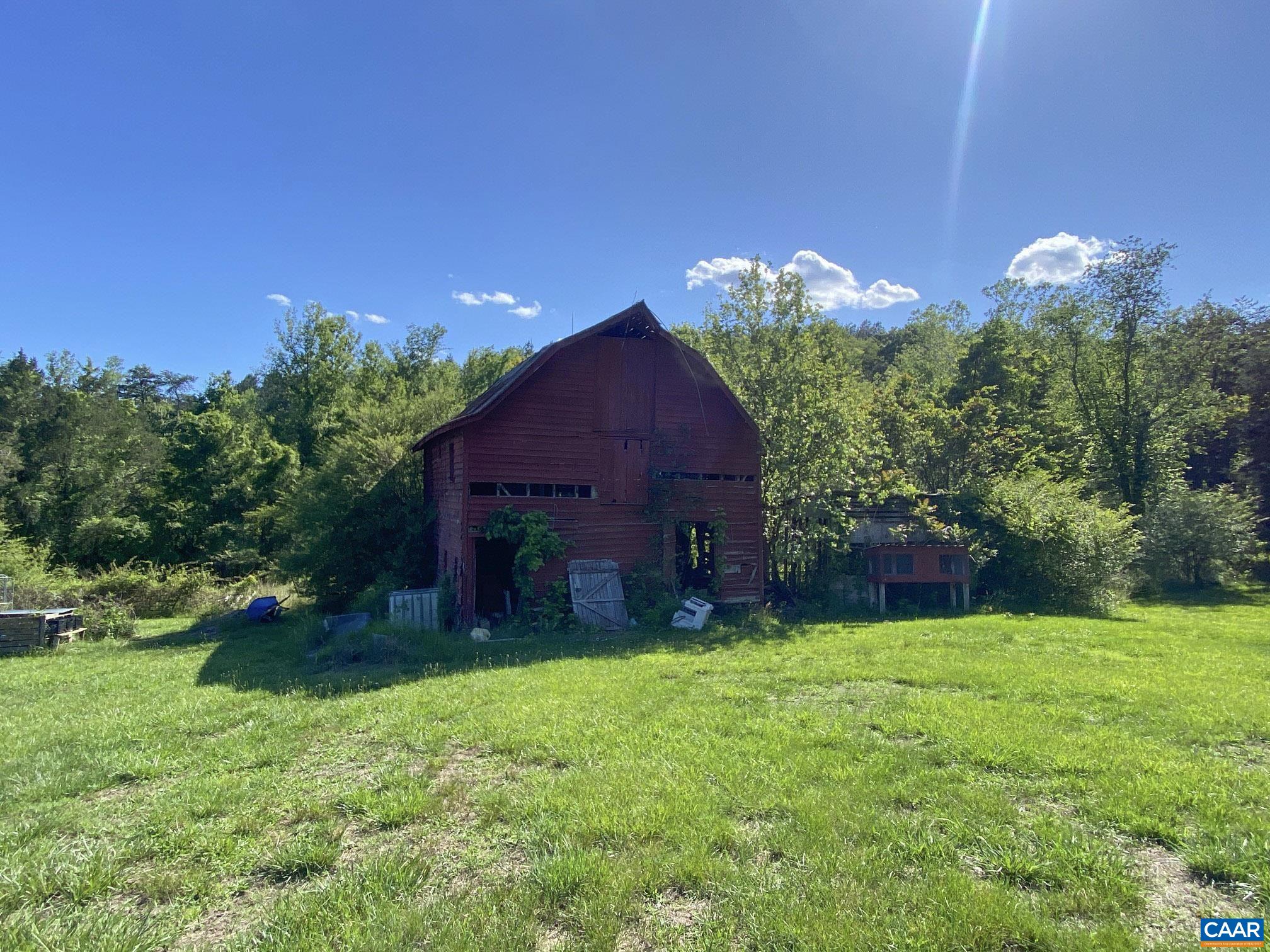 3984 PRESIDENTS RD, SCOTTSVILLE, Virginia 24590, 3 Bedrooms Bedrooms, ,2 BathroomsBathrooms,Residential,Albemarle Homestead Opportunity!,3984 PRESIDENTS RD,677941 MLS # 677941