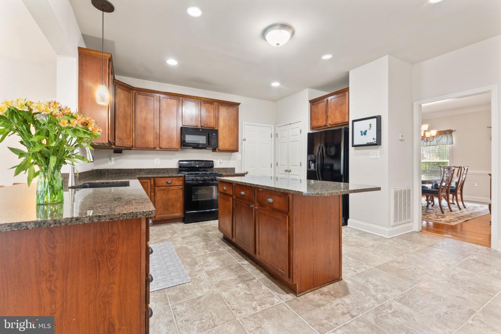 6020 W COPPER MOUNTAIN DR, SPOTSYLVANIA, Virginia 22553, 4 Bedrooms Bedrooms, ,3 BathroomsBathrooms,Residential,6020 W COPPER MOUNTAIN DR,VASP2042302 MLS # VASP2042302