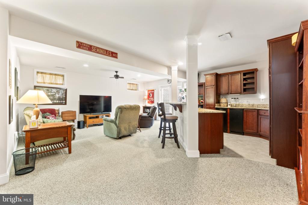 6020 W COPPER MOUNTAIN DR, SPOTSYLVANIA, Virginia 22553, 4 Bedrooms Bedrooms, ,3 BathroomsBathrooms,Residential,6020 W COPPER MOUNTAIN DR,VASP2042302 MLS # VASP2042302