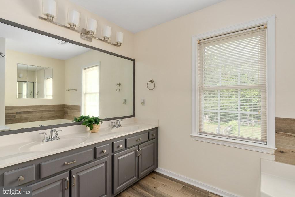 26371 INDIAN TRACE TRL, UNIONVILLE, Virginia 22567, 3 Bedrooms Bedrooms, ,2 BathroomsBathrooms,Residential,26371 INDIAN TRACE TRL,VAOR2014296 MLS # VAOR2014296