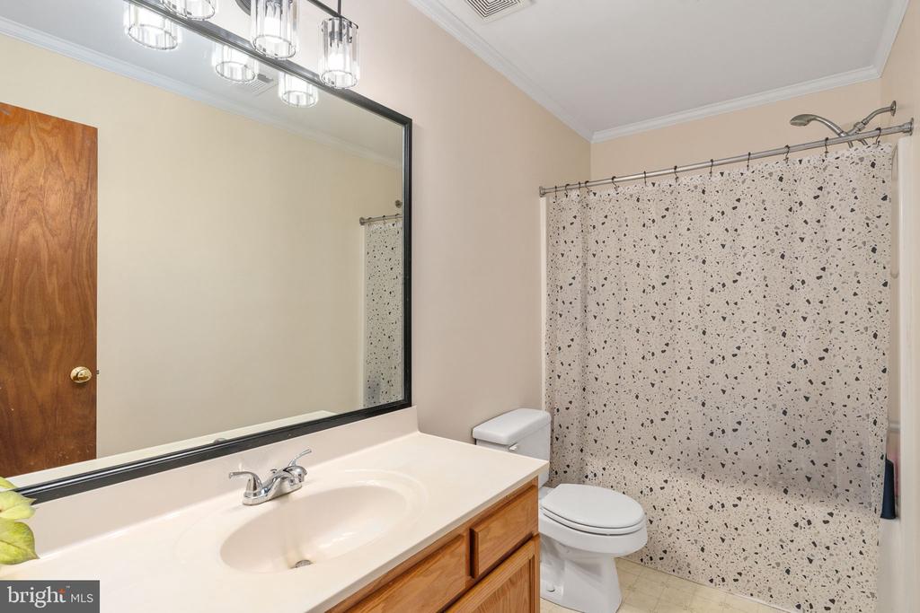 26371 INDIAN TRACE TRL, UNIONVILLE, Virginia 22567, 3 Bedrooms Bedrooms, ,2 BathroomsBathrooms,Residential,26371 INDIAN TRACE TRL,VAOR2014296 MLS # VAOR2014296