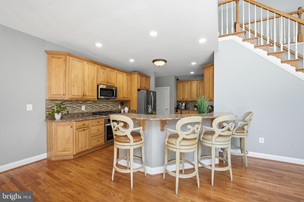 10702 CEDAR CREEK DR, SPOTSYLVANIA, Virginia 22551, 5 Bedrooms Bedrooms, ,5 BathroomsBathrooms,Residential,10702 CEDAR CREEK DR,VASP2042554 MLS # VASP2042554