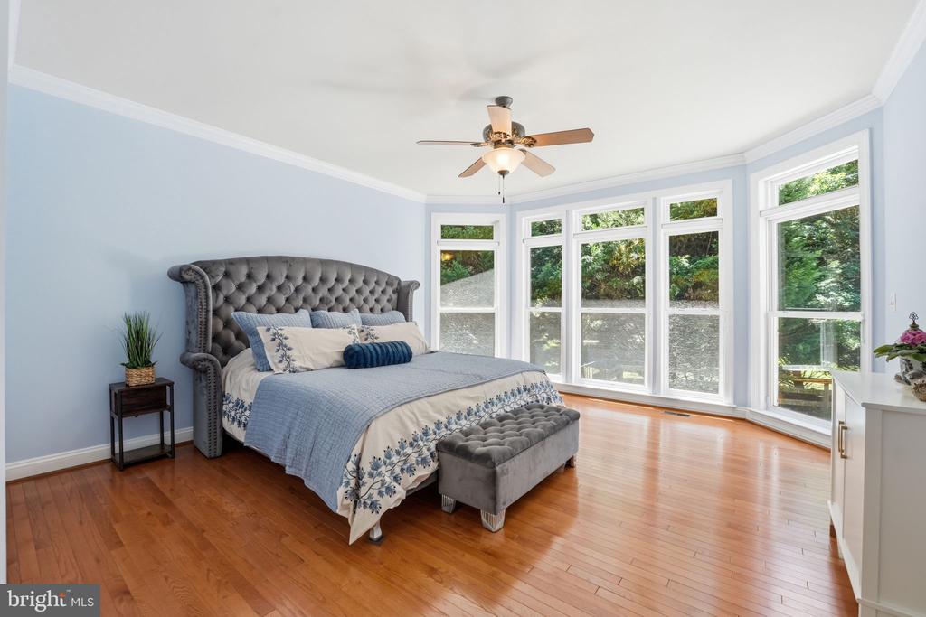 10702 CEDAR CREEK DR, SPOTSYLVANIA, Virginia 22551, 5 Bedrooms Bedrooms, ,5 BathroomsBathrooms,Residential,10702 CEDAR CREEK DR,VASP2042554 MLS # VASP2042554