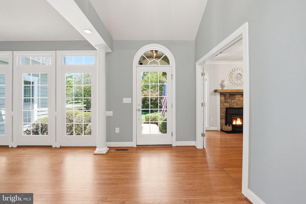 10702 CEDAR CREEK DR, SPOTSYLVANIA, Virginia 22551, 5 Bedrooms Bedrooms, ,5 BathroomsBathrooms,Residential,10702 CEDAR CREEK DR,VASP2042554 MLS # VASP2042554