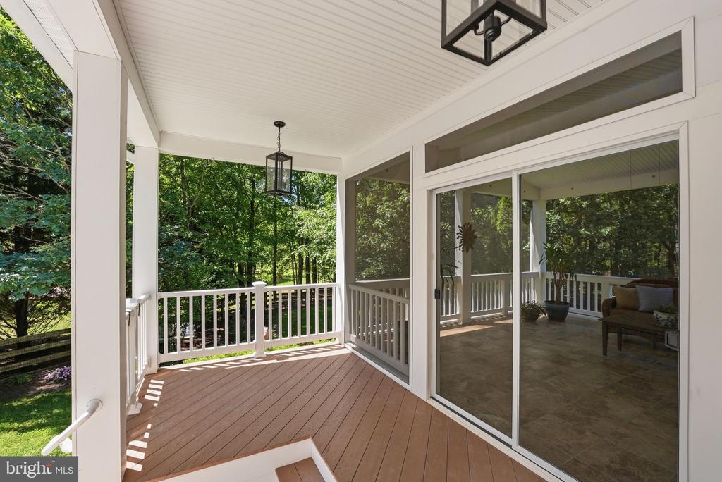 10702 CEDAR CREEK DR, SPOTSYLVANIA, Virginia 22551, 5 Bedrooms Bedrooms, ,5 BathroomsBathrooms,Residential,10702 CEDAR CREEK DR,VASP2042554 MLS # VASP2042554