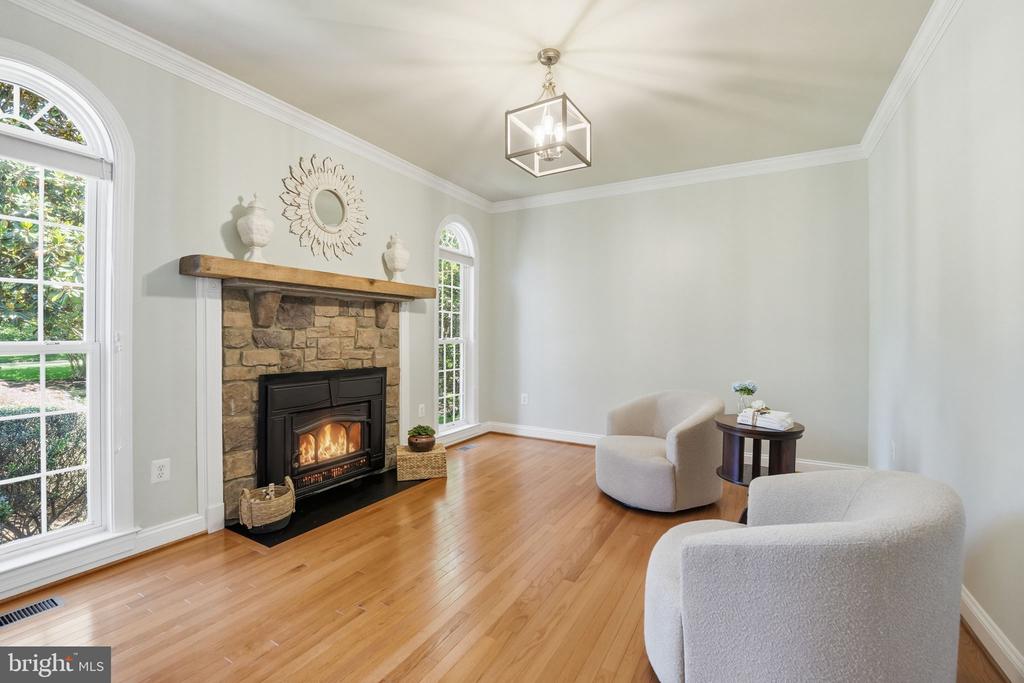 10702 CEDAR CREEK DR, SPOTSYLVANIA, Virginia 22551, 5 Bedrooms Bedrooms, ,5 BathroomsBathrooms,Residential,10702 CEDAR CREEK DR,VASP2042554 MLS # VASP2042554