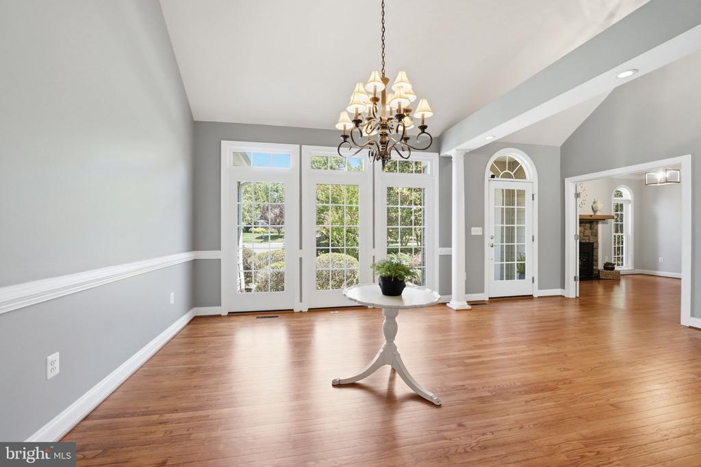 10702 CEDAR CREEK DR, SPOTSYLVANIA, Virginia 22551, 5 Bedrooms Bedrooms, ,5 BathroomsBathrooms,Residential,10702 CEDAR CREEK DR,VASP2042554 MLS # VASP2042554