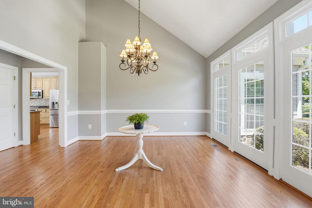 10702 CEDAR CREEK DR, SPOTSYLVANIA, Virginia 22551, 5 Bedrooms Bedrooms, ,5 BathroomsBathrooms,Residential,10702 CEDAR CREEK DR,VASP2042554 MLS # VASP2042554