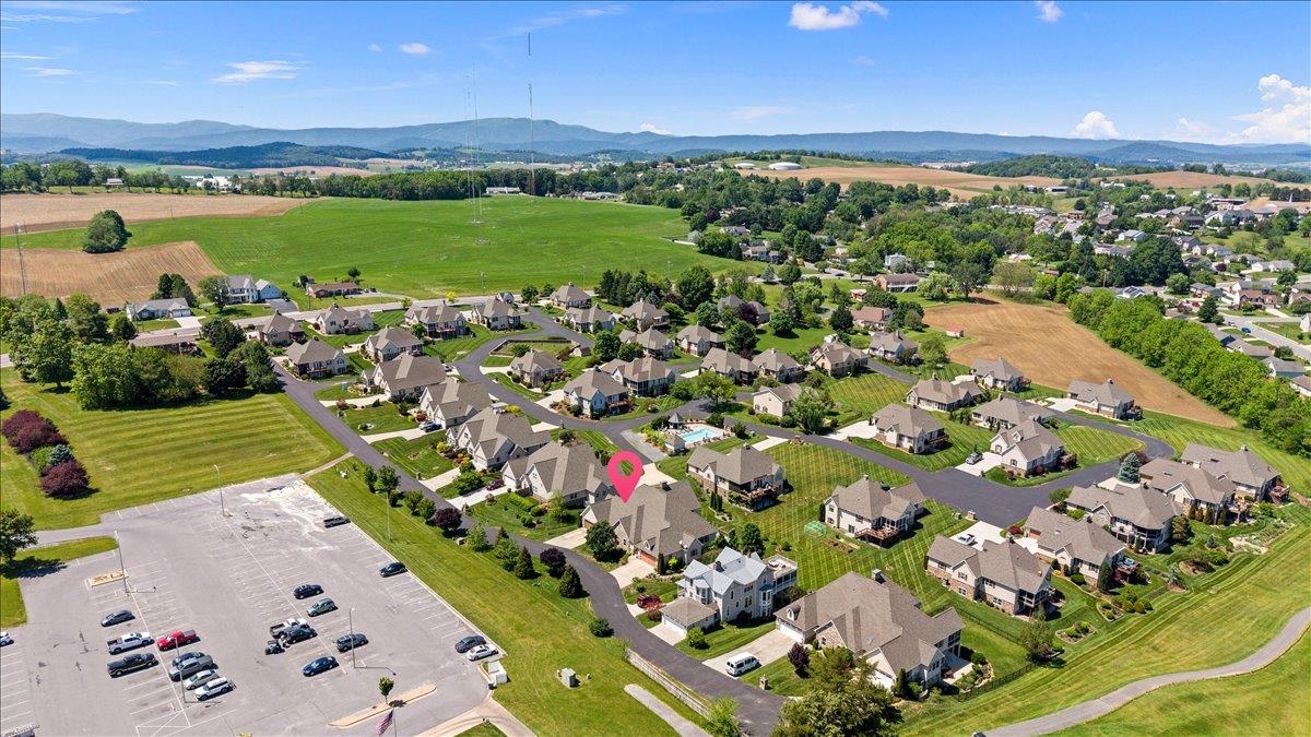 1720 SHERRY LN, HARRISONBURG, Virginia 22801, 3 Bedrooms Bedrooms, ,4 BathroomsBathrooms,Residential,1720 Sherry Ln.,1720 SHERRY LN,677541 MLS # 677541