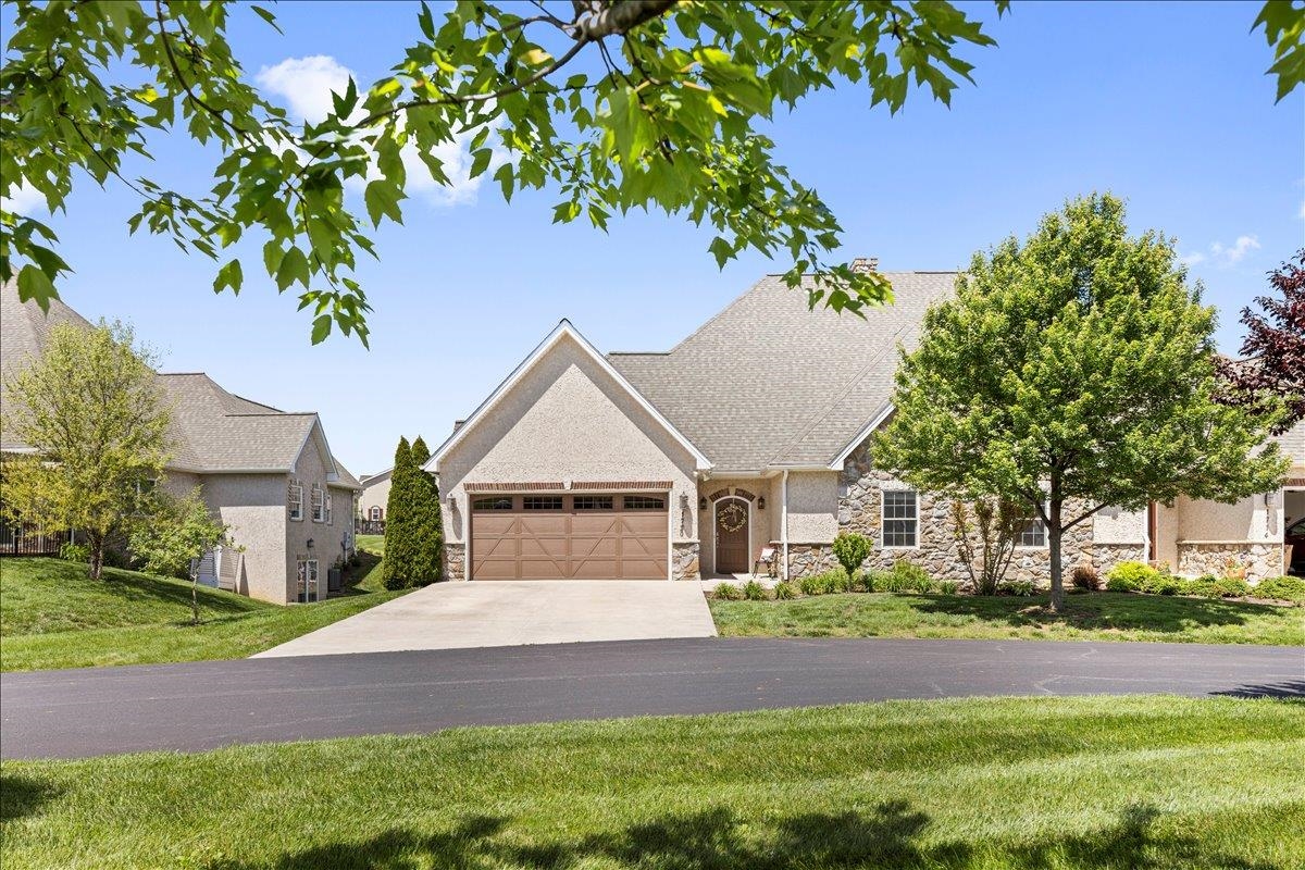 1720 SHERRY LN, HARRISONBURG, Virginia 22801, 3 Bedrooms Bedrooms, ,4 BathroomsBathrooms,Residential,1720 Sherry Ln.,1720 SHERRY LN,677541 MLS # 677541