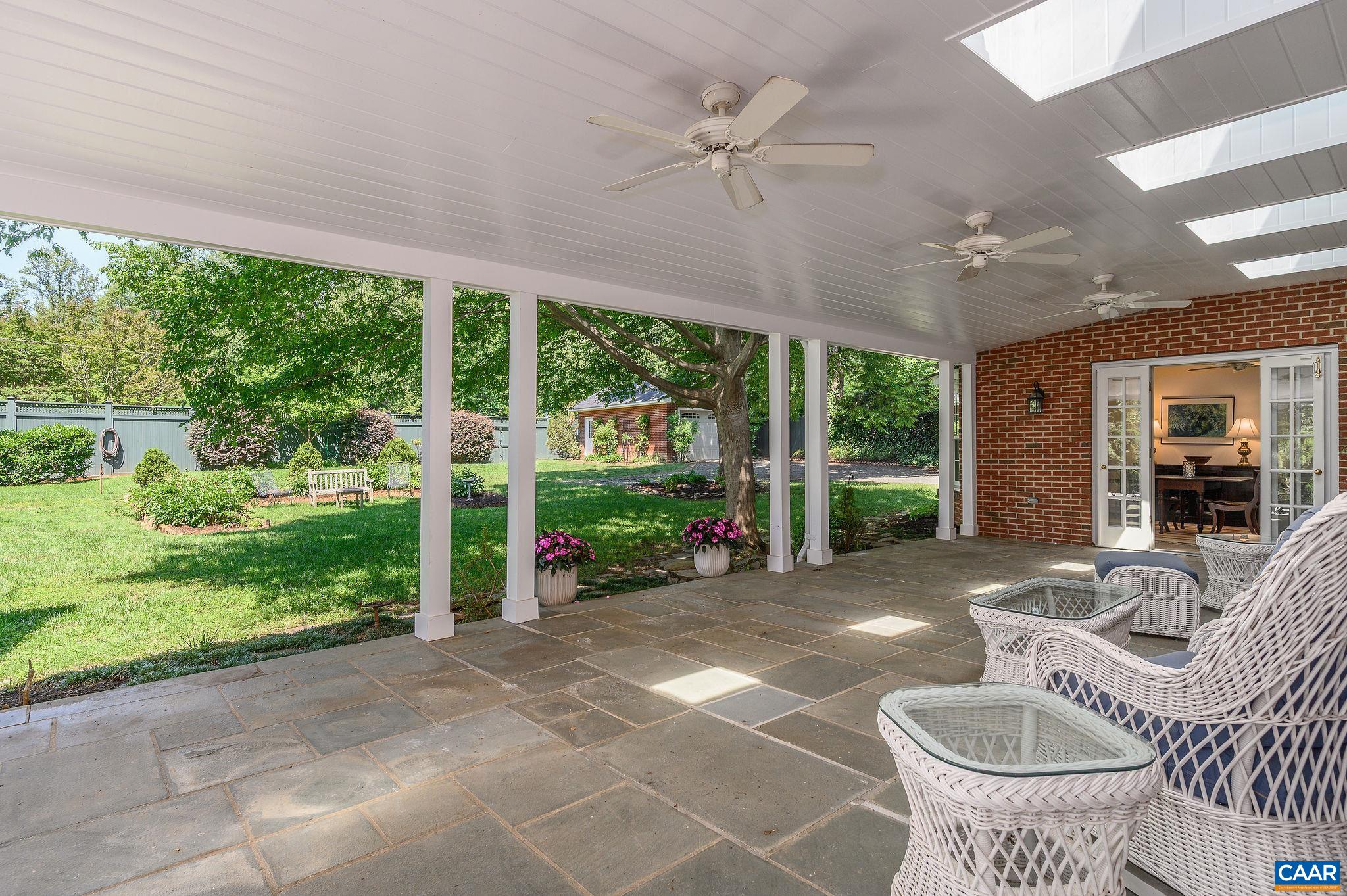 325 KENT RD, CHARLOTTESVILLE, Virginia 22903, 4 Bedrooms Bedrooms, ,5 BathroomsBathrooms,Residential,325 KENT RD,677829 MLS # 677829