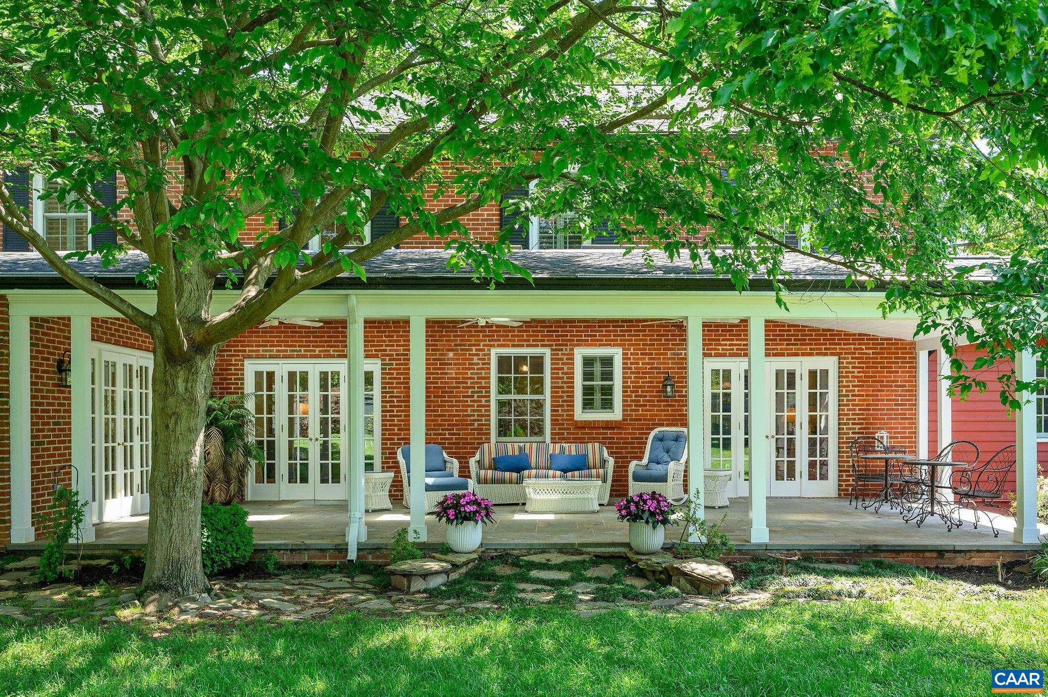 325 KENT RD, CHARLOTTESVILLE, Virginia 22903, 4 Bedrooms Bedrooms, ,5 BathroomsBathrooms,Residential,325 KENT RD,677829 MLS # 677829