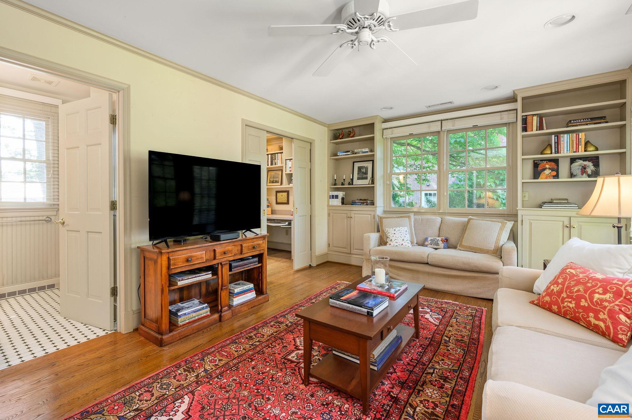 First floor den or bedroom with full bath and large closet nook.