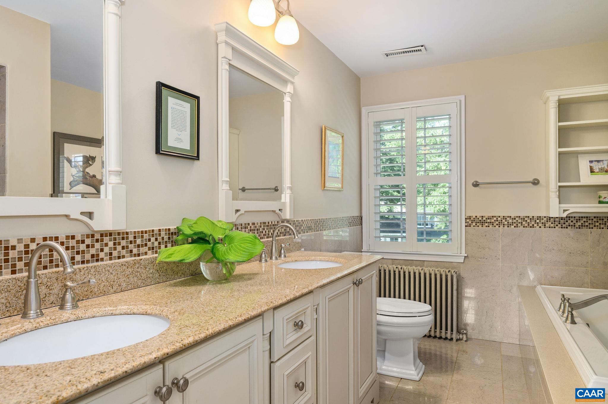 325 KENT RD, CHARLOTTESVILLE, Virginia 22903, 4 Bedrooms Bedrooms, ,5 BathroomsBathrooms,Residential,325 KENT RD,677829 MLS # 677829