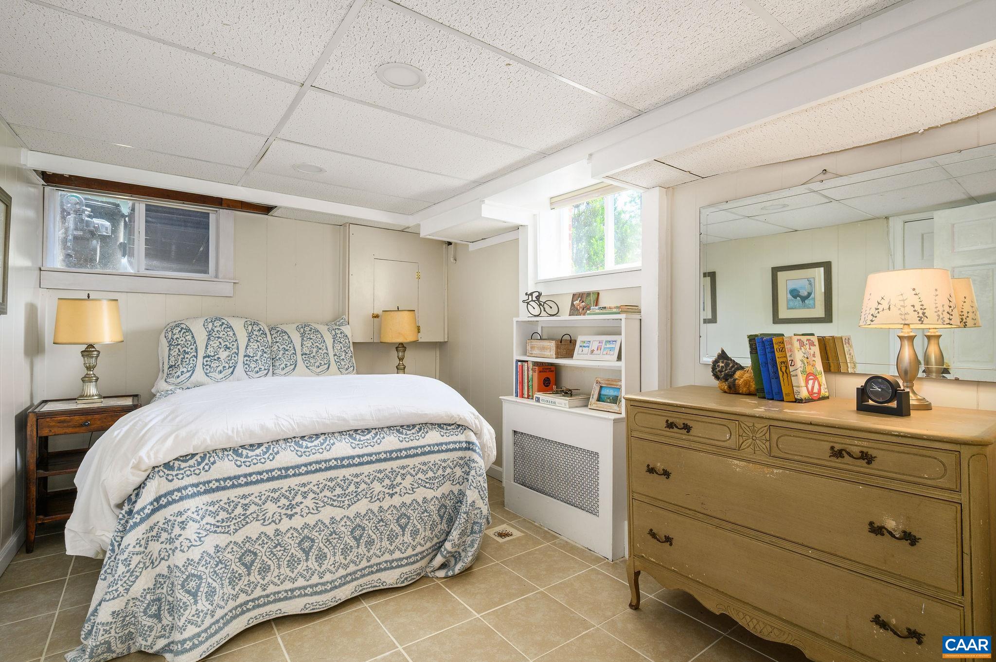325 KENT RD, CHARLOTTESVILLE, Virginia 22903, 4 Bedrooms Bedrooms, ,5 BathroomsBathrooms,Residential,325 KENT RD,677829 MLS # 677829