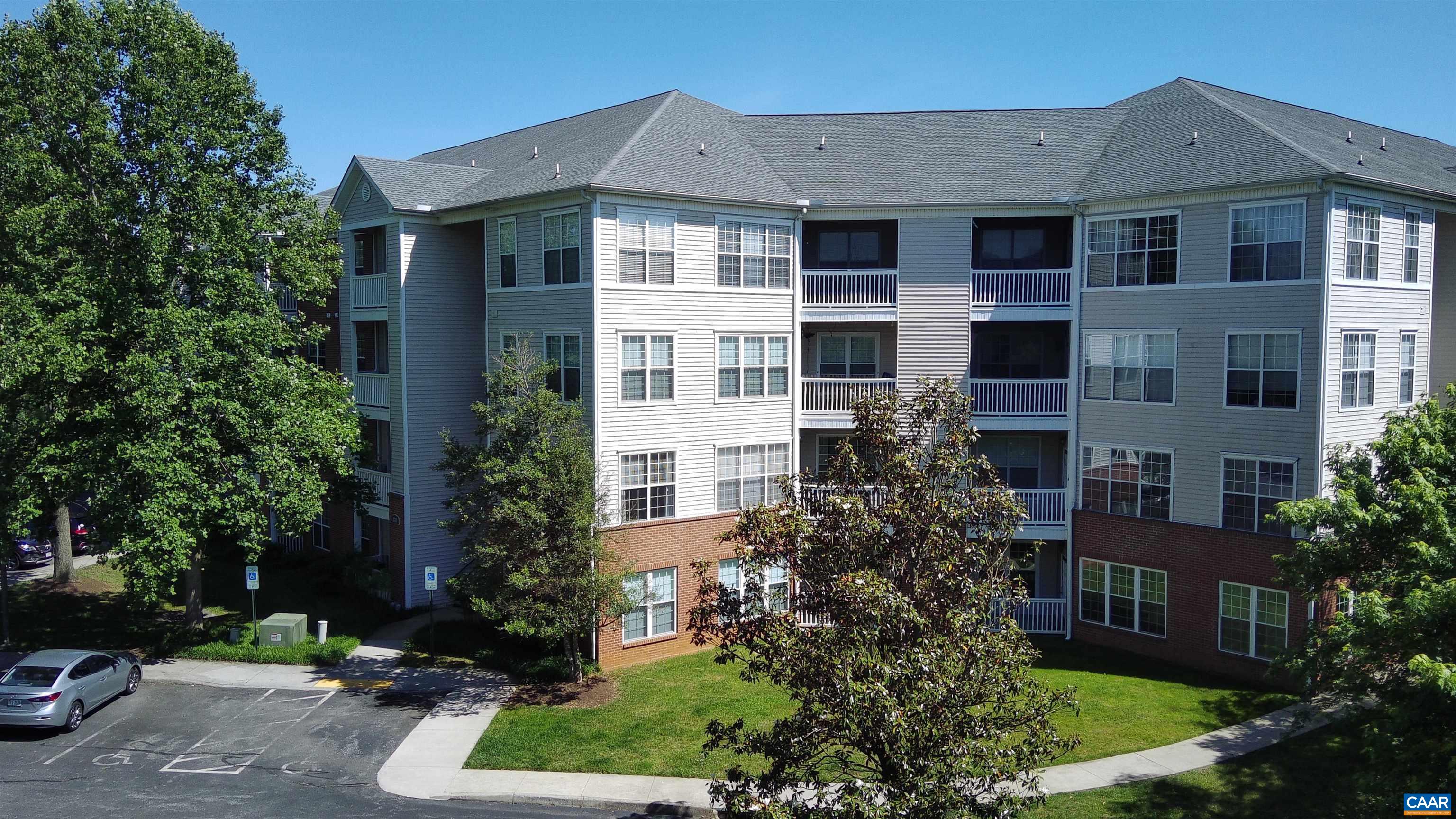 270 RIVERBEND DR, CHARLOTTESVILLE, Virginia 22911, 1 Bedroom Bedrooms, ,1 BathroomBathrooms,Residential,270 RIVERBEND DR,677847 MLS # 677847 270 RIVERBEND DR, CHARLOTTESVILLE, Virginia 22911, 1 Bedroom Bedrooms, ,1 BathroomBathrooms,Residential,270 RIVERBEND DR,677847 MLS # 677847