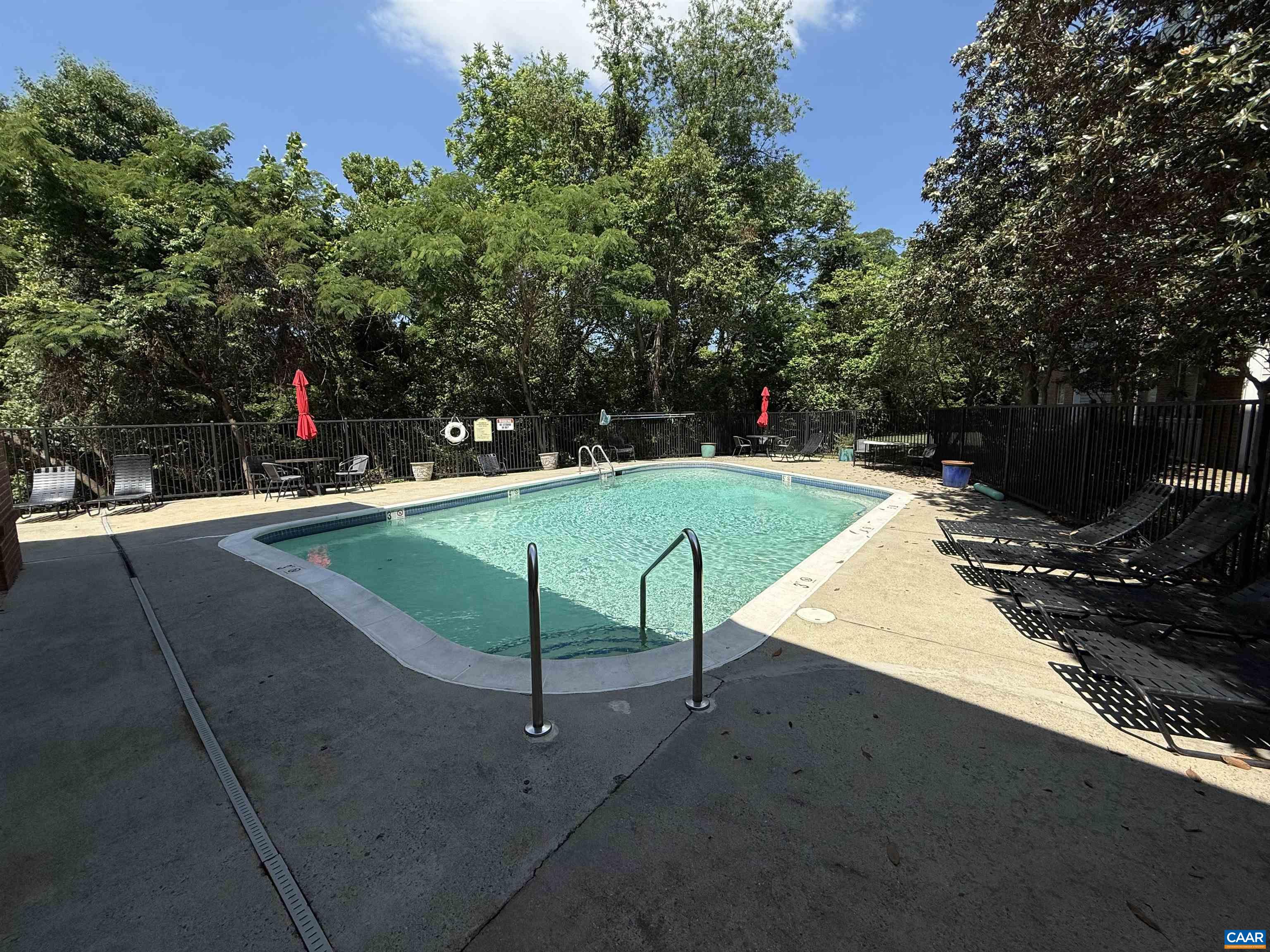 270 RIVERBEND DR, CHARLOTTESVILLE, Virginia 22911, 1 Bedroom Bedrooms, ,1 BathroomBathrooms,Residential,270 RIVERBEND DR,677847 MLS # 677847 270 RIVERBEND DR, CHARLOTTESVILLE, Virginia 22911, 1 Bedroom Bedrooms, ,1 BathroomBathrooms,Residential,270 RIVERBEND DR,677847 MLS # 677847