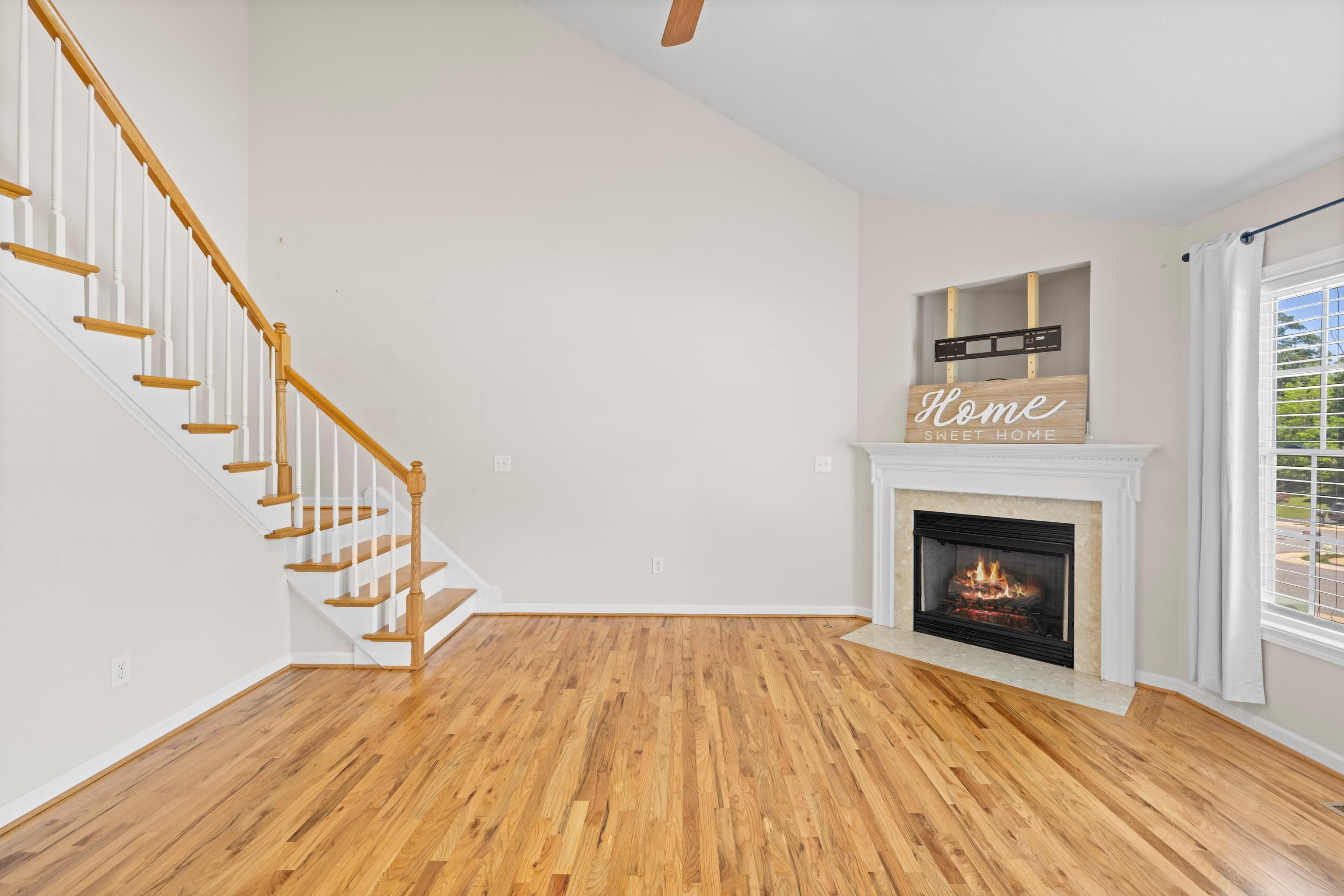 122 COLLINSWOOD DR, STAUNTON, Virginia 24401, 3 Bedrooms Bedrooms, ,2 BathroomsBathrooms,Residential,122 COLLINSWOOD DR,677949 MLS # 677949