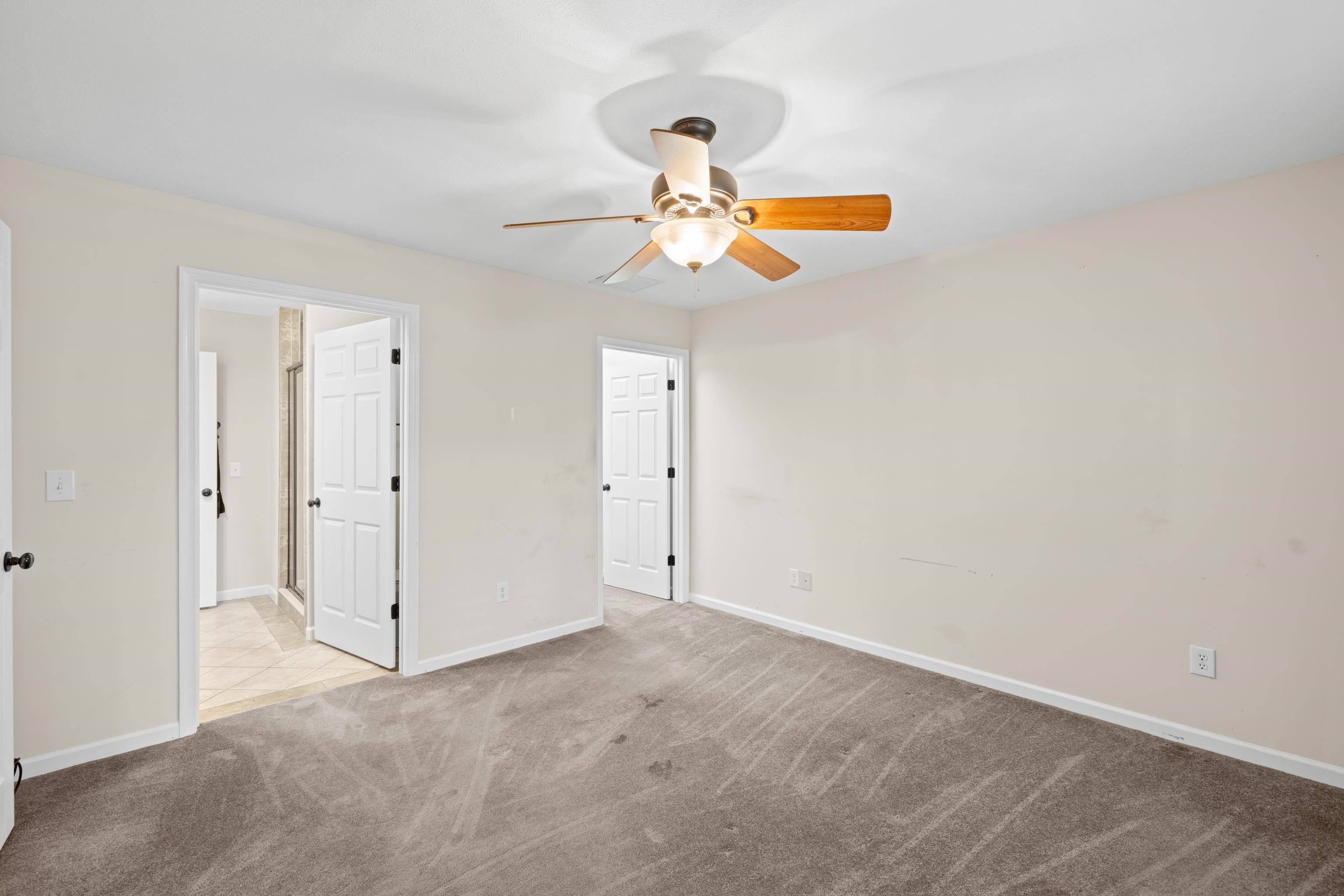 122 COLLINSWOOD DR, STAUNTON, Virginia 24401, 3 Bedrooms Bedrooms, ,2 BathroomsBathrooms,Residential,122 COLLINSWOOD DR,677949 MLS # 677949