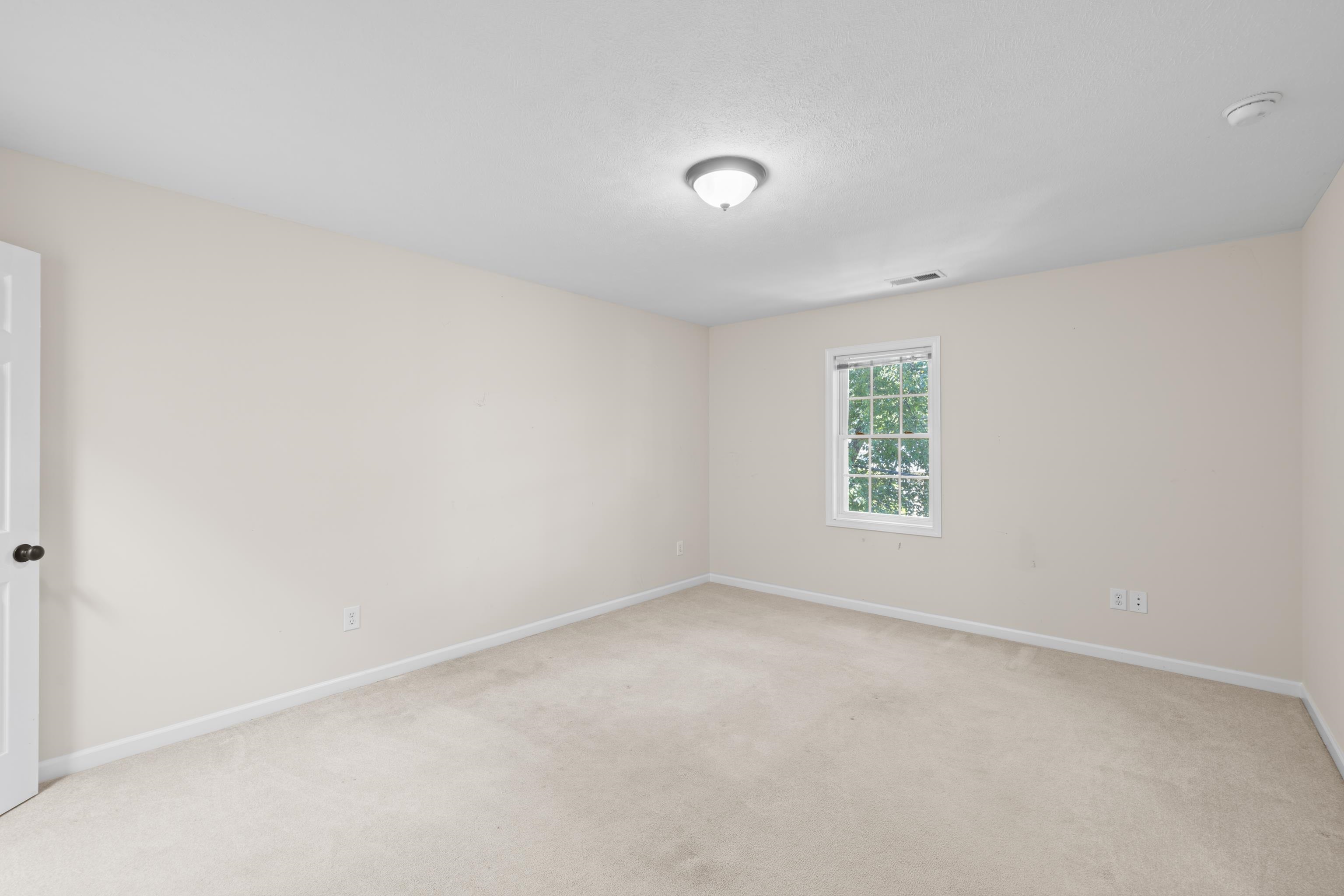 122 COLLINSWOOD DR, STAUNTON, Virginia 24401, 3 Bedrooms Bedrooms, ,2 BathroomsBathrooms,Residential,122 COLLINSWOOD DR,677949 MLS # 677949