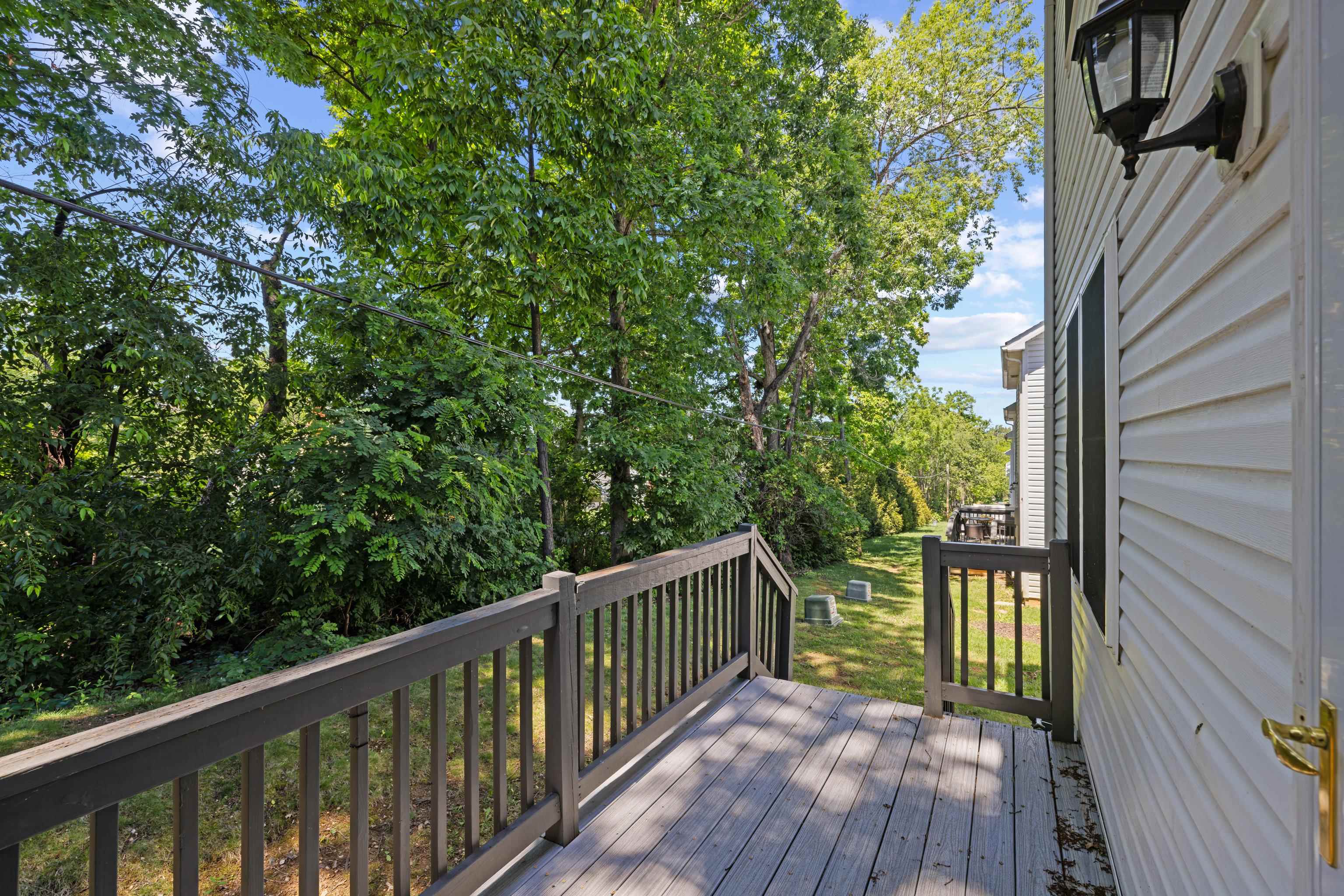 122 COLLINSWOOD DR, STAUNTON, Virginia 24401, 3 Bedrooms Bedrooms, ,2 BathroomsBathrooms,Residential,122 COLLINSWOOD DR,677949 MLS # 677949