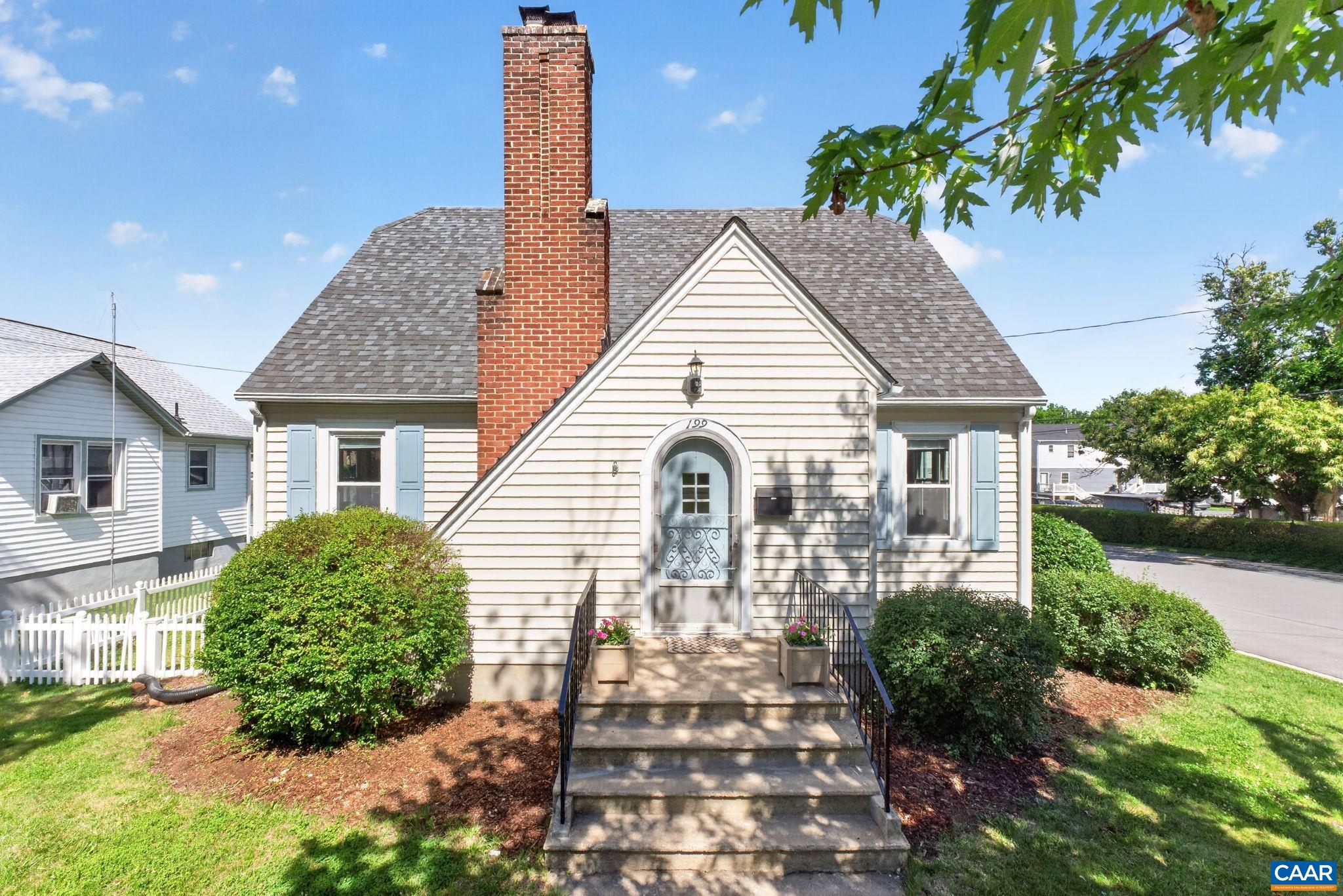199 N BATH AVE, WAYNESBORO, Virginia 22980, 3 Bedrooms Bedrooms, ,1 BathroomBathrooms,Residential,199 N BATH AVE,677951 MLS # 677951