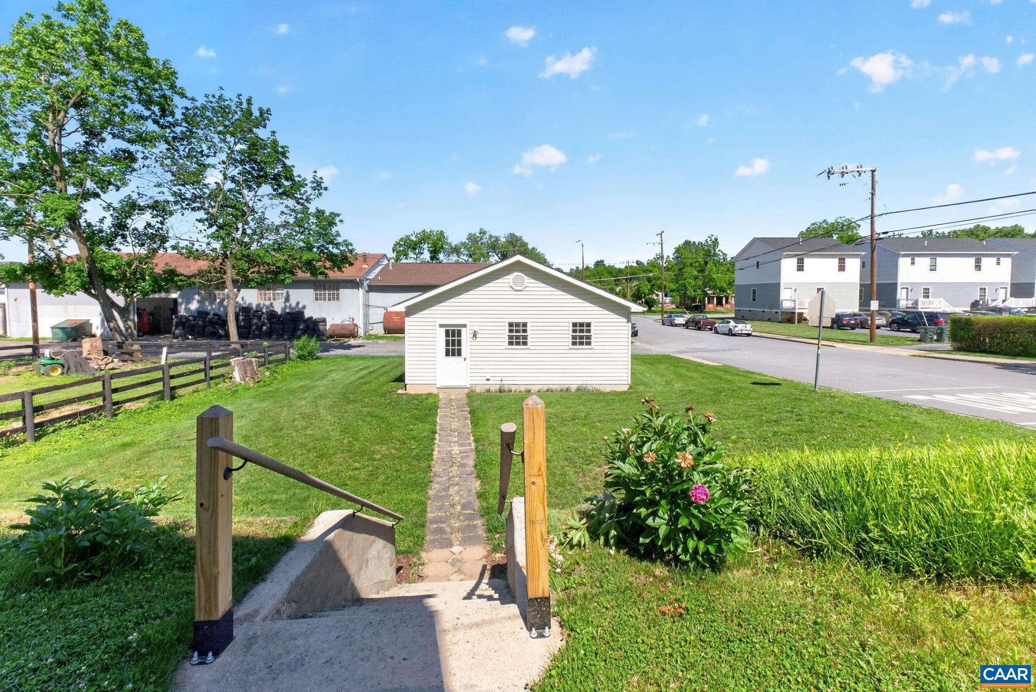 199 N BATH AVE, WAYNESBORO, Virginia 22980, 3 Bedrooms Bedrooms, ,1 BathroomBathrooms,Residential,199 N BATH AVE,677951 MLS # 677951