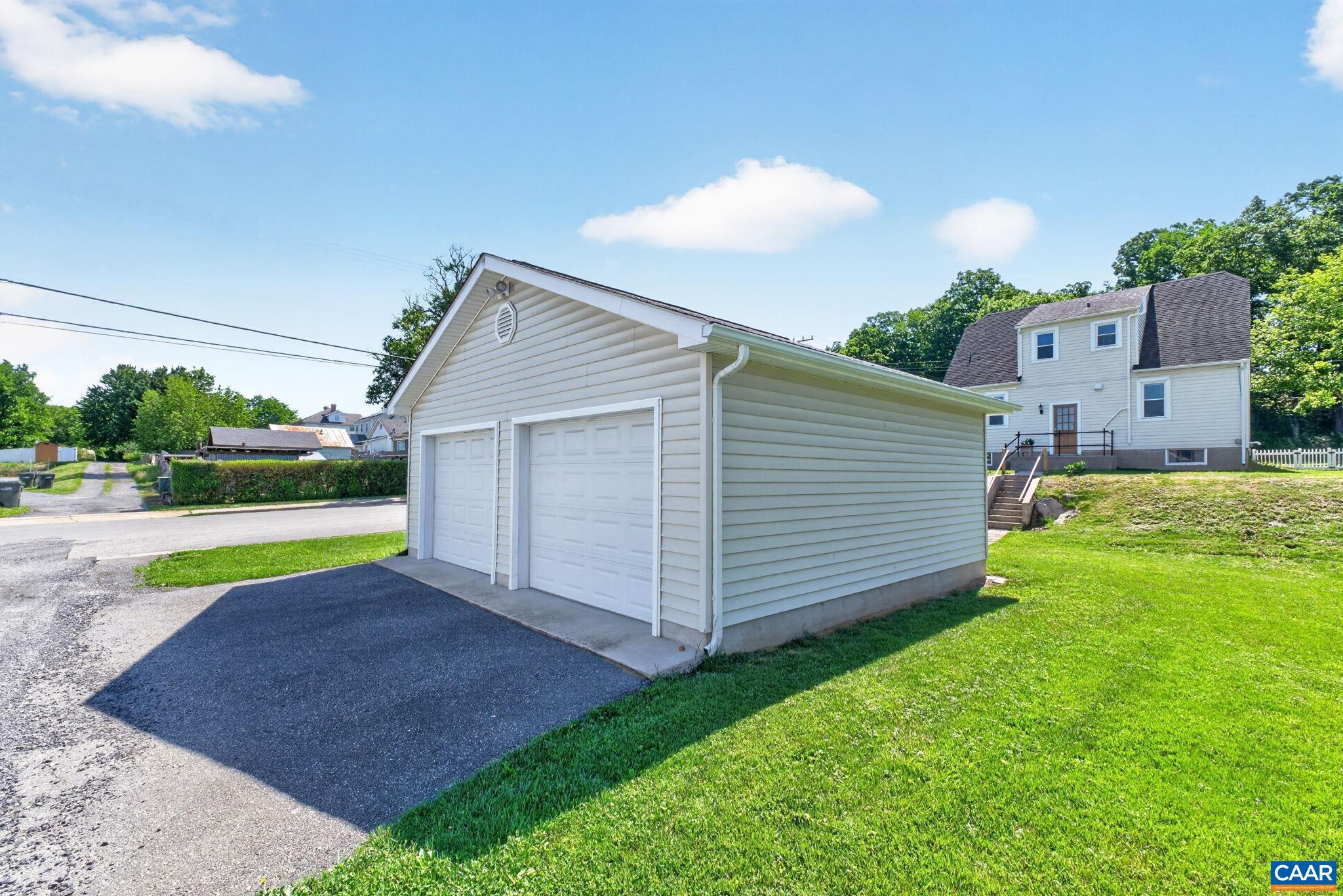 199 N BATH AVE, WAYNESBORO, Virginia 22980, 3 Bedrooms Bedrooms, ,1 BathroomBathrooms,Residential,199 N BATH AVE,677951 MLS # 677951