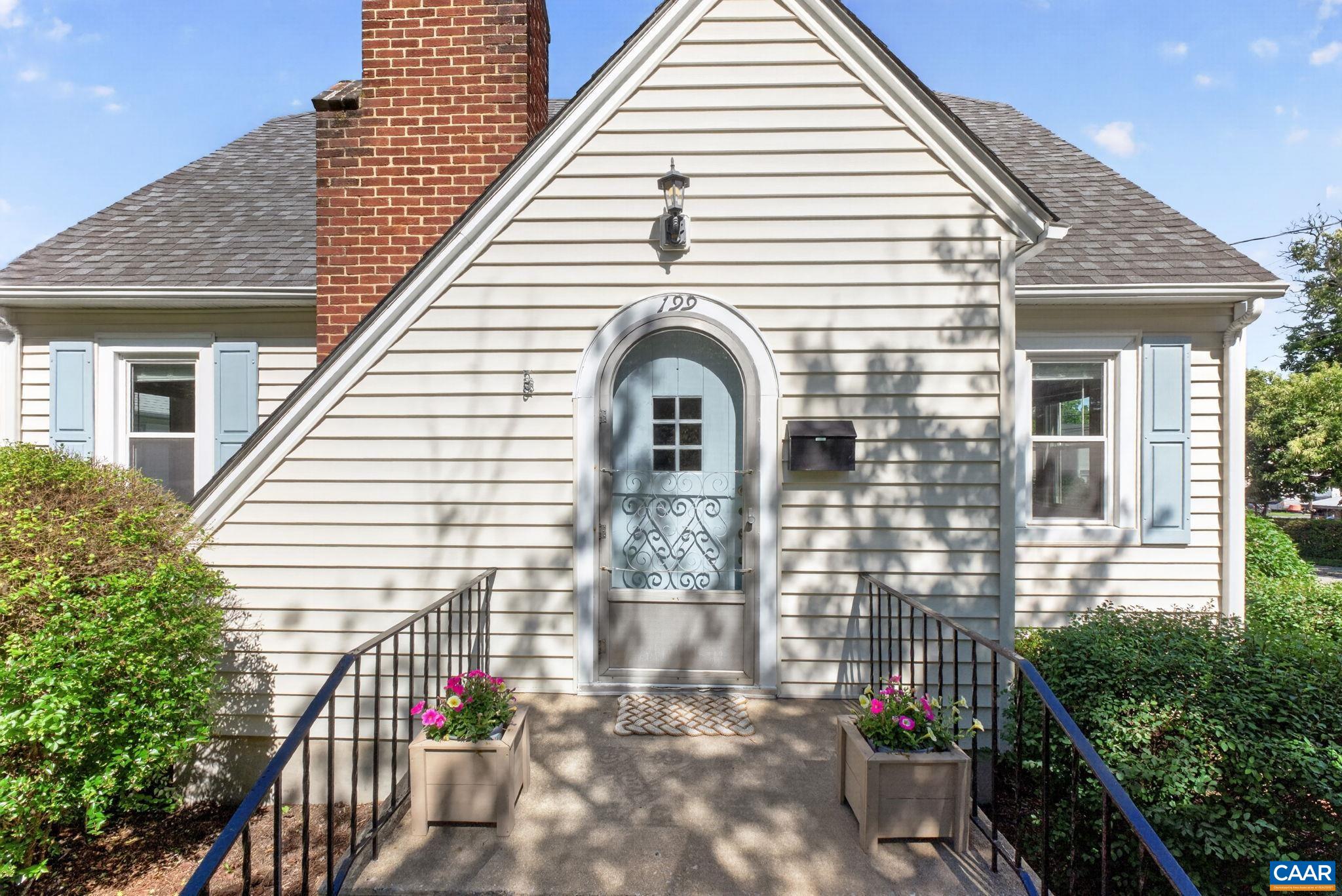 199 N BATH AVE, WAYNESBORO, Virginia 22980, 3 Bedrooms Bedrooms, ,1 BathroomBathrooms,Residential,199 N BATH AVE,677951 MLS # 677951