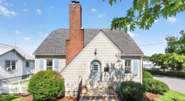 199 N BATH AVE, WAYNESBORO, Virginia 22980, 3 Bedrooms Bedrooms, ,1 BathroomBathrooms,Residential,199 N BATH AVE,677951 MLS # 677951