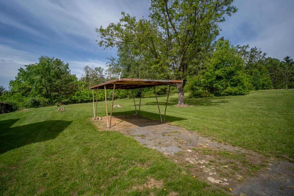 234 MT PISGAH RD, MOUNT SIDNEY, Virginia 24467, 3 Bedrooms Bedrooms, ,1 BathroomBathrooms,Residential,234 MT PISGAH RD,677952 MLS # 677952