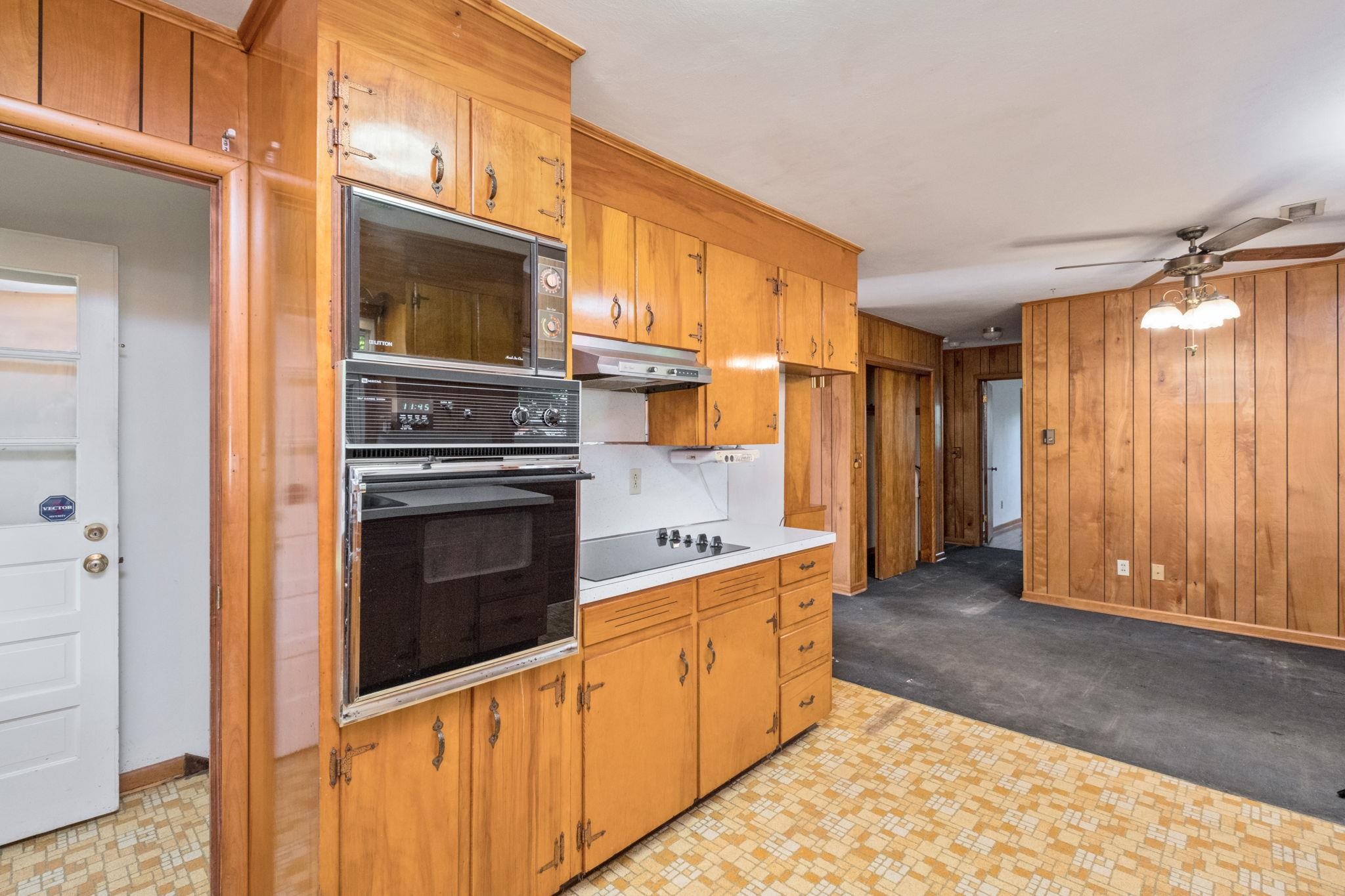 219 N DOGWOOD DR, HARRISONBURG, Virginia 22802, 3 Bedrooms Bedrooms, ,1 BathroomBathrooms,Residential,219 N DOGWOOD DR,677955 MLS # 677955