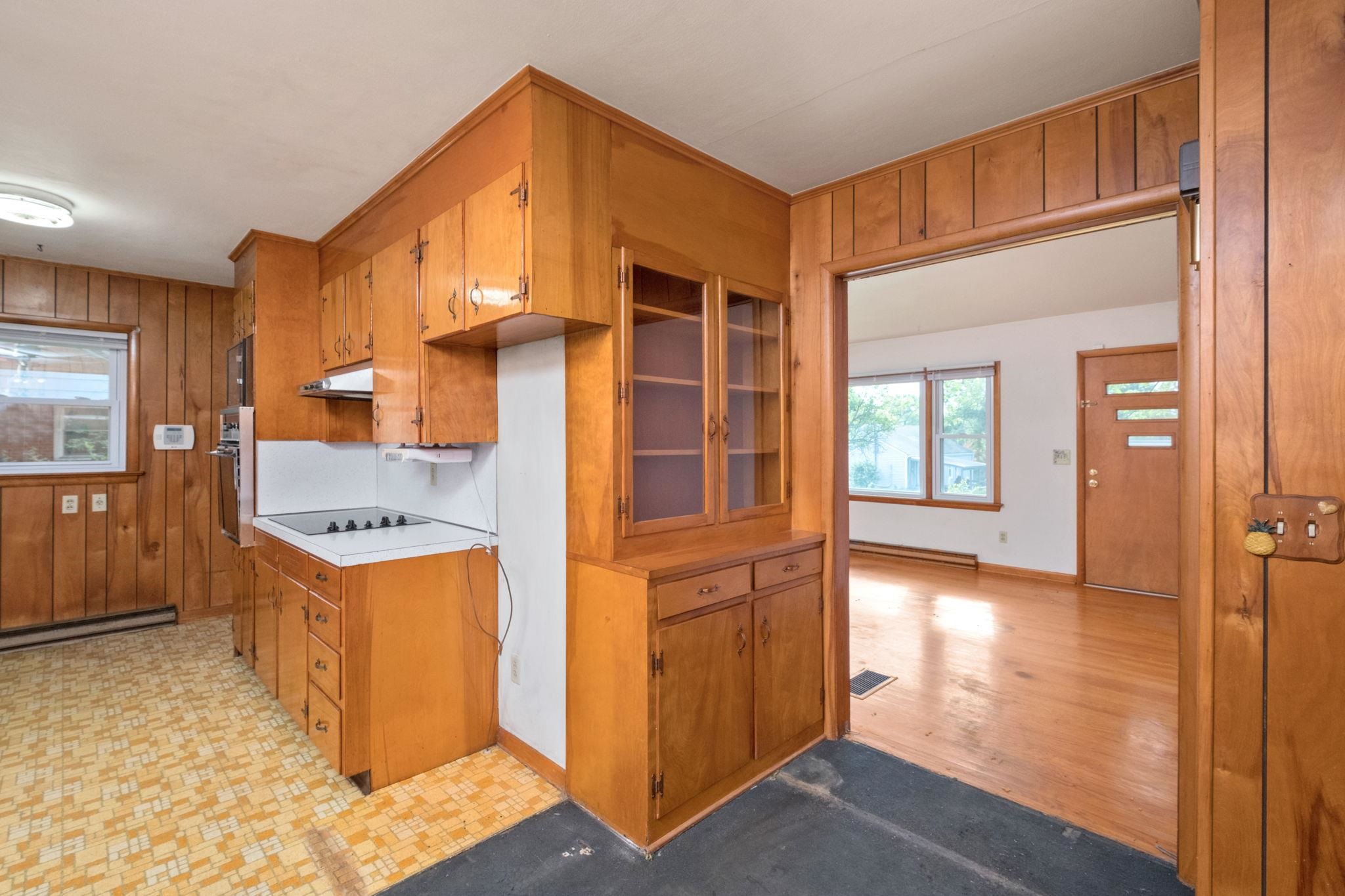 219 N DOGWOOD DR, HARRISONBURG, Virginia 22802, 3 Bedrooms Bedrooms, ,1 BathroomBathrooms,Residential,219 N DOGWOOD DR,677955 MLS # 677955