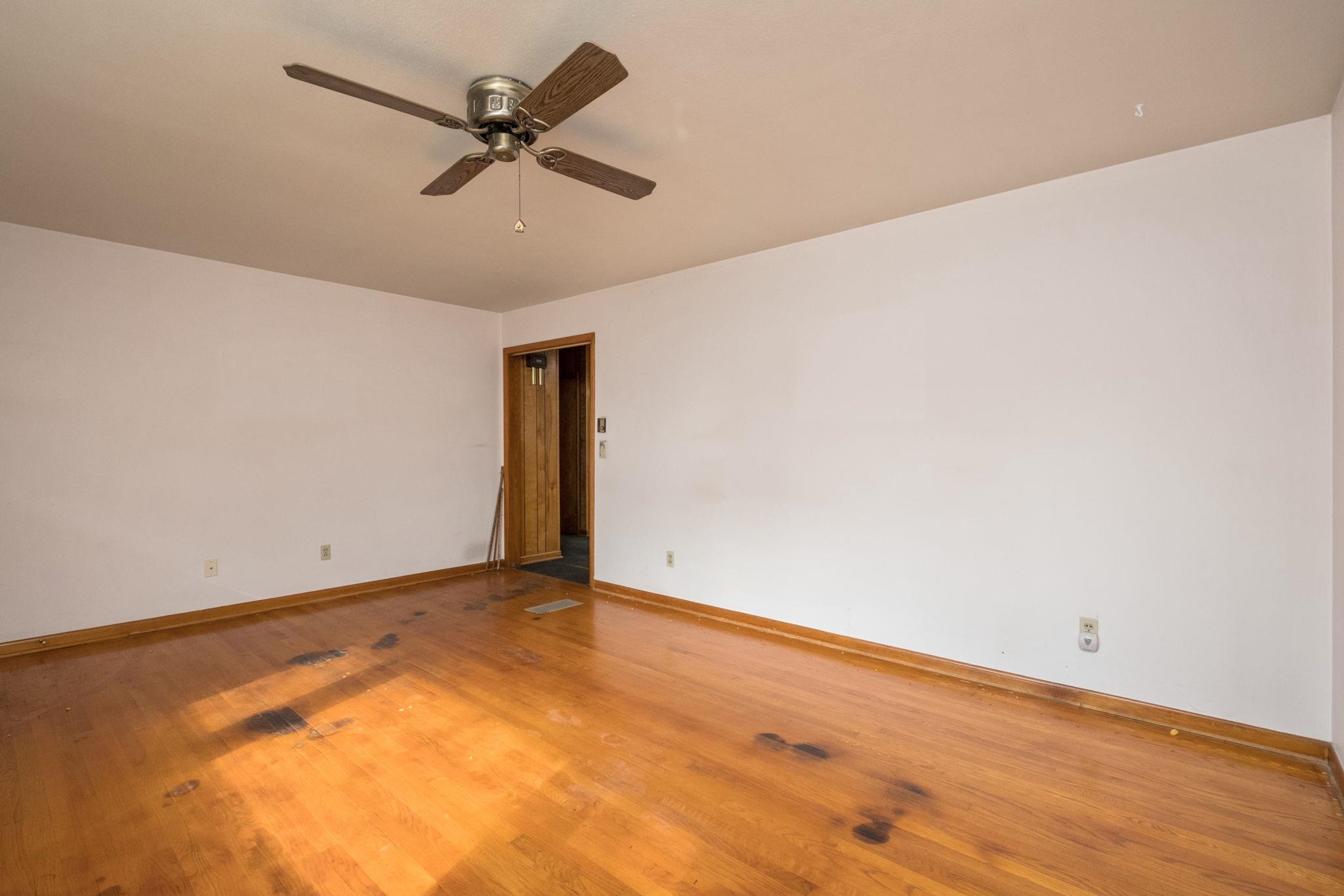 219 N DOGWOOD DR, HARRISONBURG, Virginia 22802, 3 Bedrooms Bedrooms, ,1 BathroomBathrooms,Residential,219 N DOGWOOD DR,677955 MLS # 677955