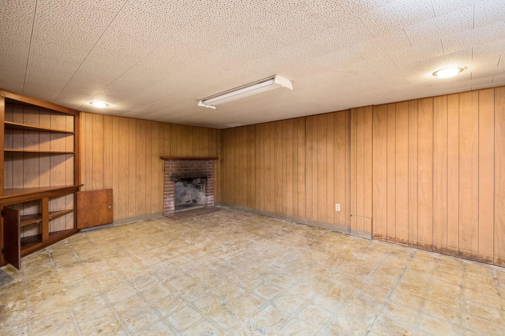 219 N DOGWOOD DR, HARRISONBURG, Virginia 22802, 3 Bedrooms Bedrooms, ,1 BathroomBathrooms,Residential,219 N DOGWOOD DR,677955 MLS # 677955