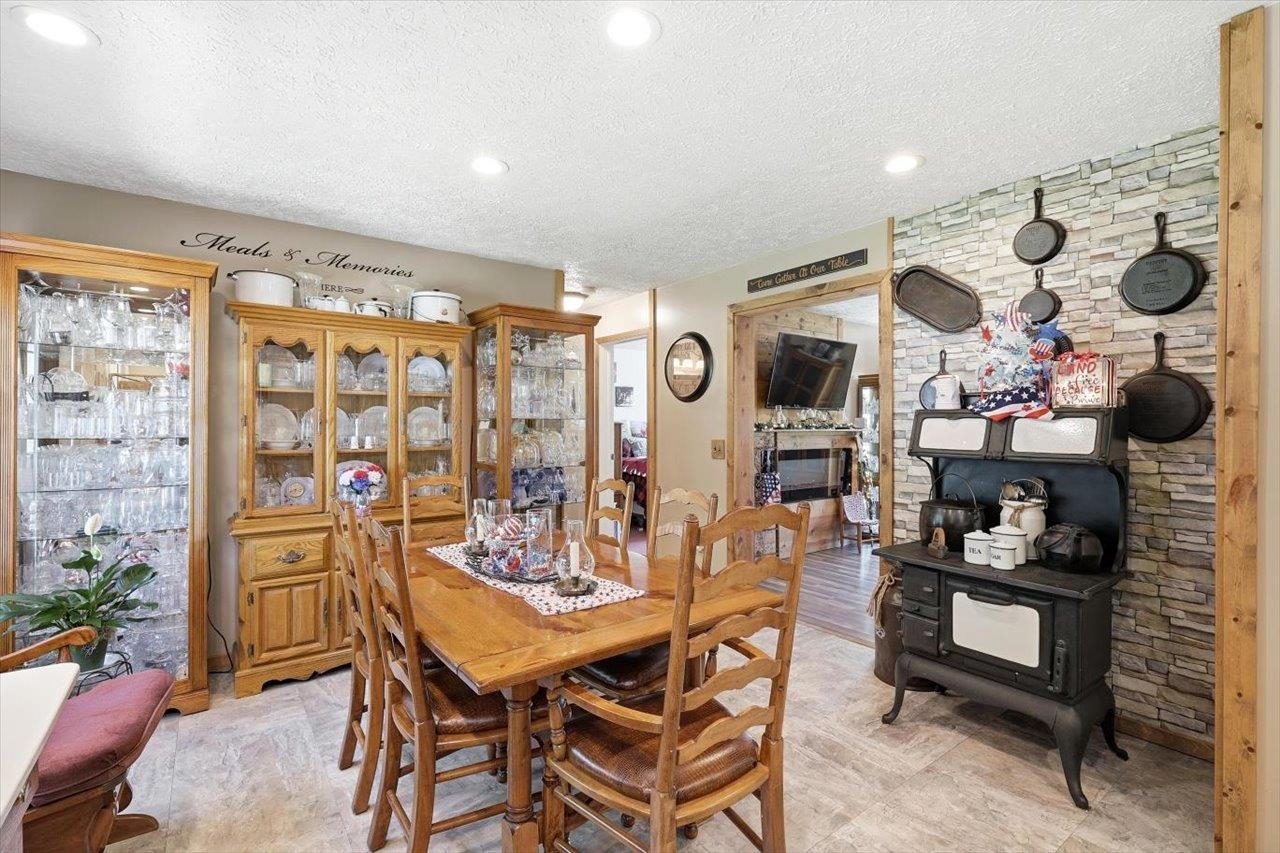 925 MT TORREY RD, LYNDHURST, Virginia 22952, 3 Bedrooms Bedrooms, ,2 BathroomsBathrooms,Residential,925 MT TORREY RD,677958 MLS # 677958