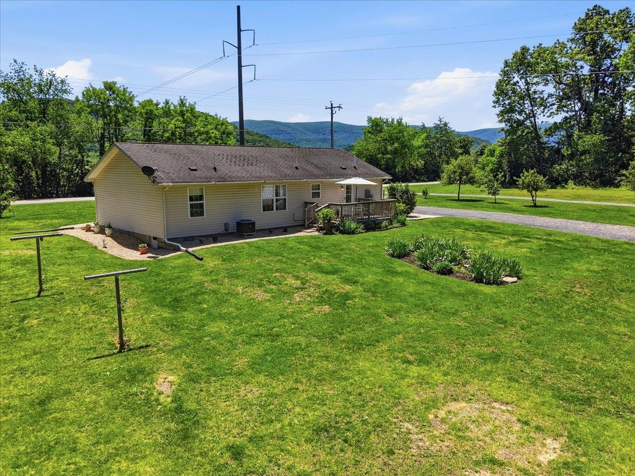 925 MT TORREY RD, LYNDHURST, Virginia 22952, 3 Bedrooms Bedrooms, ,2 BathroomsBathrooms,Residential,925 MT TORREY RD,677958 MLS # 677958