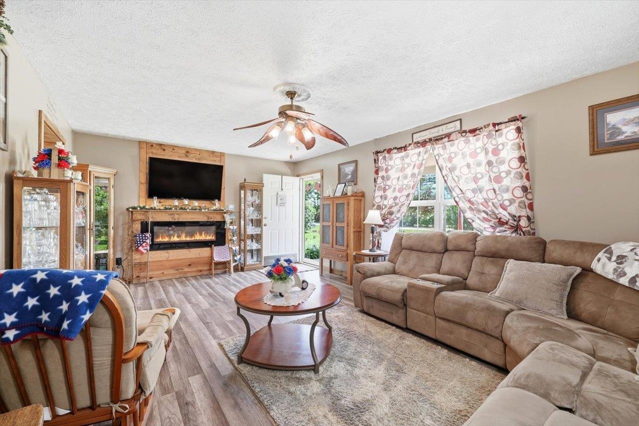 925 MT TORREY RD, LYNDHURST, Virginia 22952, 3 Bedrooms Bedrooms, ,2 BathroomsBathrooms,Residential,925 MT TORREY RD,677958 MLS # 677958