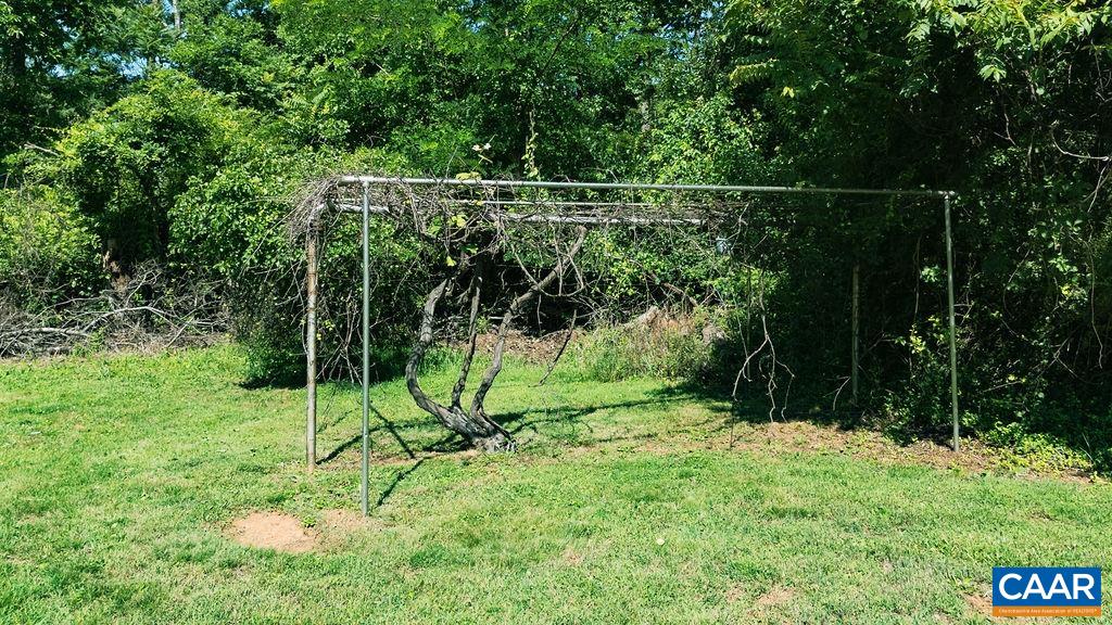 1877 AFTON MOUNTAIN RD, AFTON, Virginia 22920, 3 Bedrooms Bedrooms, ,1 BathroomBathrooms,Residential,1877 AFTON MOUNTAIN RD,677969 MLS # 677969
